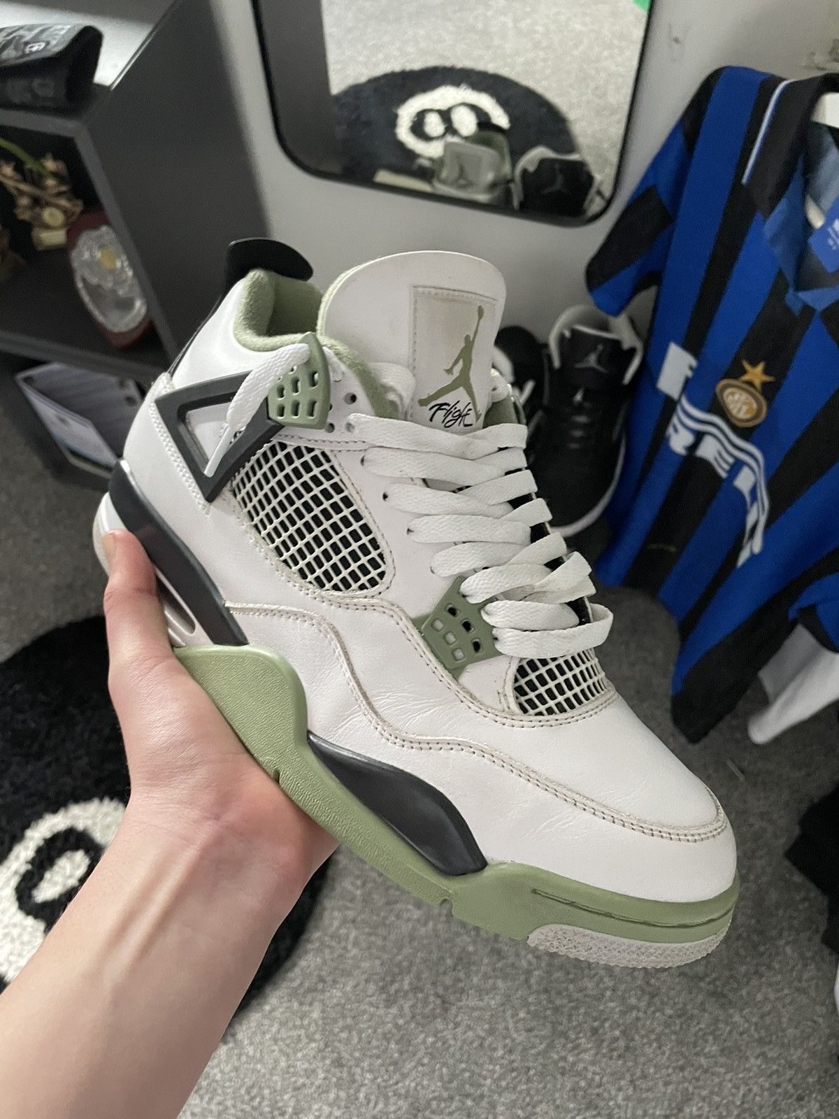 image of Jordan Brand 4 Seafoam Shoes in White, Men's (Size 9)