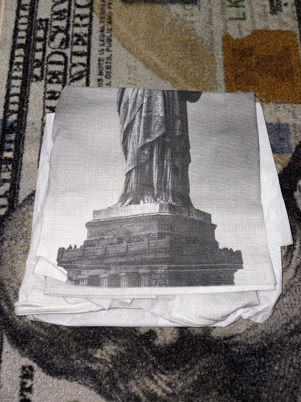 Kith Kith Static Liberty Alex Boxy Vintage Tee (NY EXCLUSIVE) Size US L / EU 52-54 / 3 - 3 Thumbnail