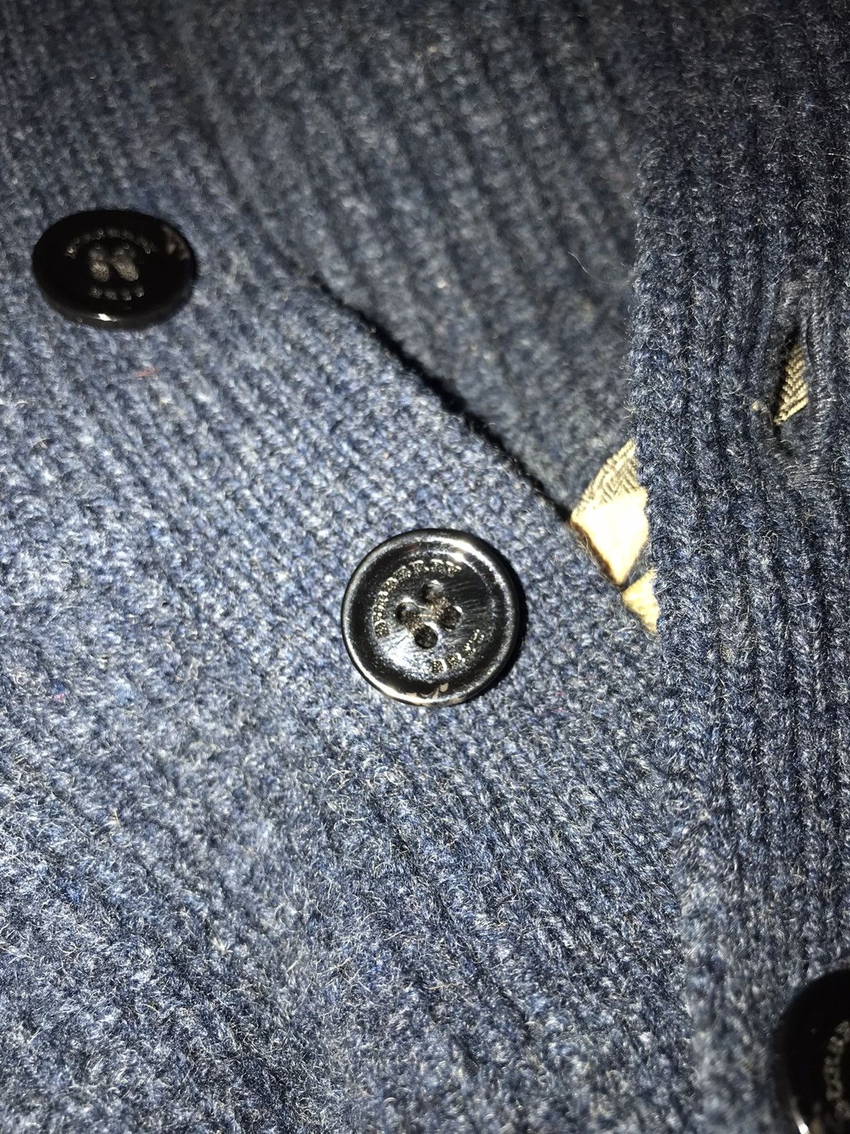 Burberry BURBERRY BRIT WOOL AND CASHMERE BUTTONED COLLAR WOOL JUMPER Size US S / EU 44-46 / 1 - 10 Thumbnail