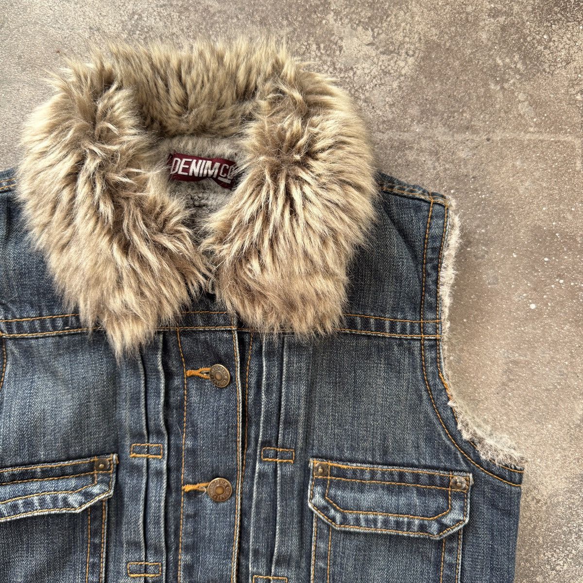 Seditionaries Japan Style Vintage Y2K Grunge Faux Fur Cropped Vest Size M / US 6-8 / IT 42-44 - 4 Thumbnail