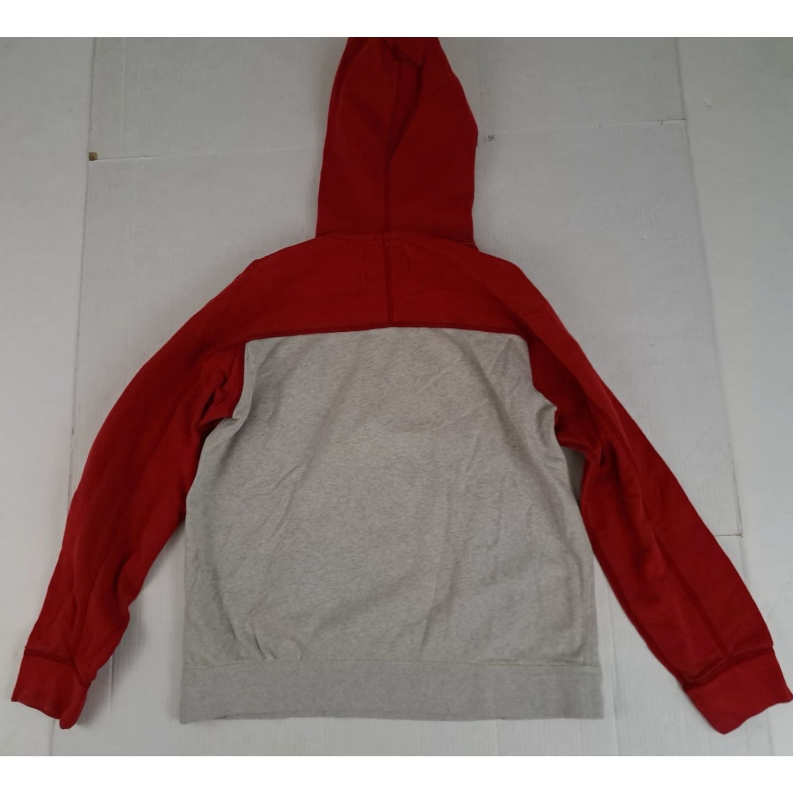 American Eagle Outfitters VINTAGE American Eagle Outfitters Hooded Sweatshirt Red & Grey Cotton LG Unisex Adults Sleeved Long Pullover Hoodie Winter Fall Spring 24in Size US L / EU 52-54 / 3 - 7 Thumbnail