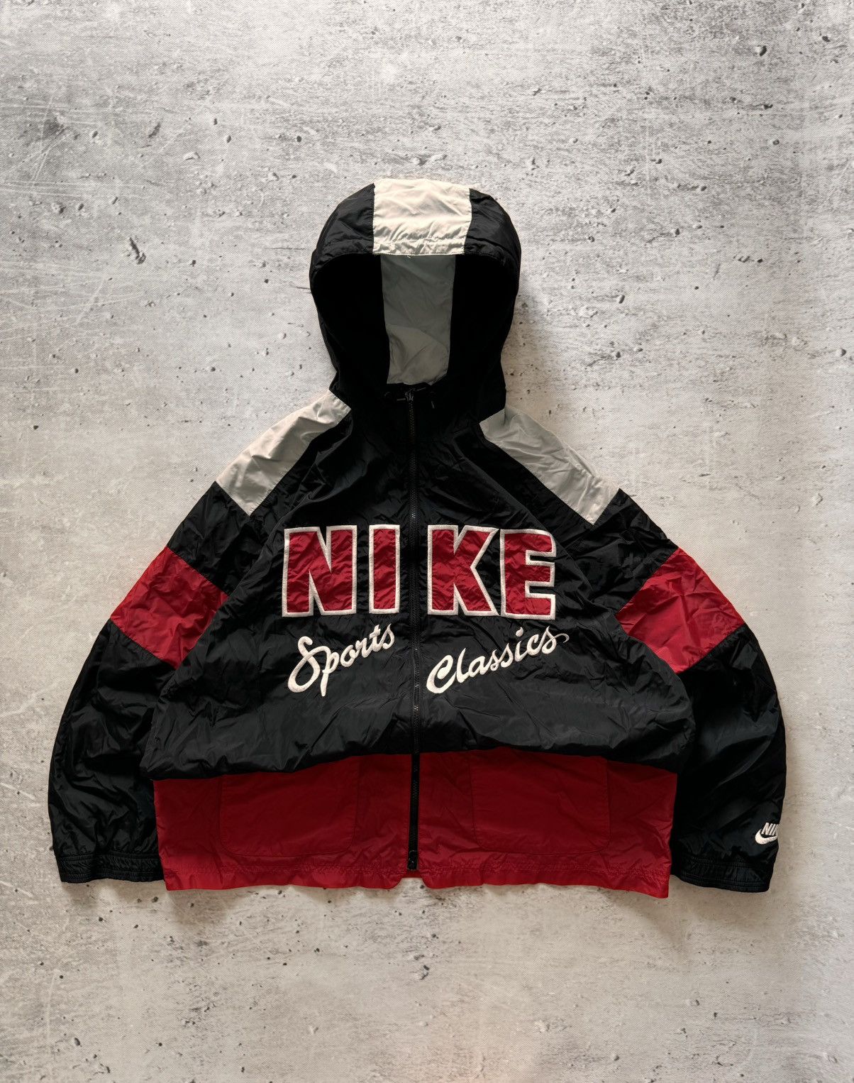 NIKE VINTAGE CENTR LOGO OVERSIZE NYLON GORPCORE LIGHT JACKET