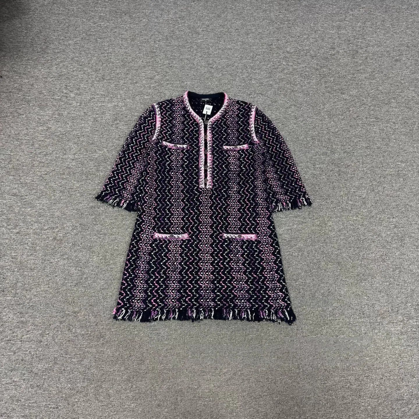 Chanel Chanel Wavy pattern woolen fabric Medium-length straight-c Size S / US 4 / IT 40 - 1 Thumbnail