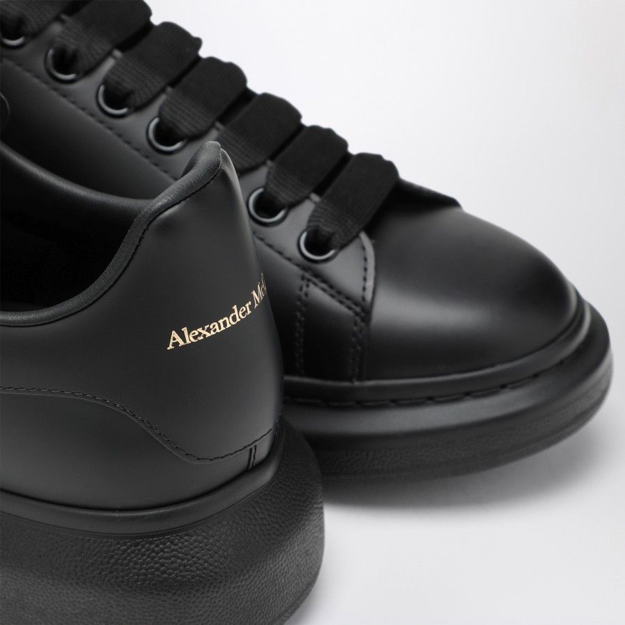 Alexander McQueen o1d2blof0126 Oversize Low-Top Sneakers in Black Size US 12 / EU 45 - 5 Thumbnail