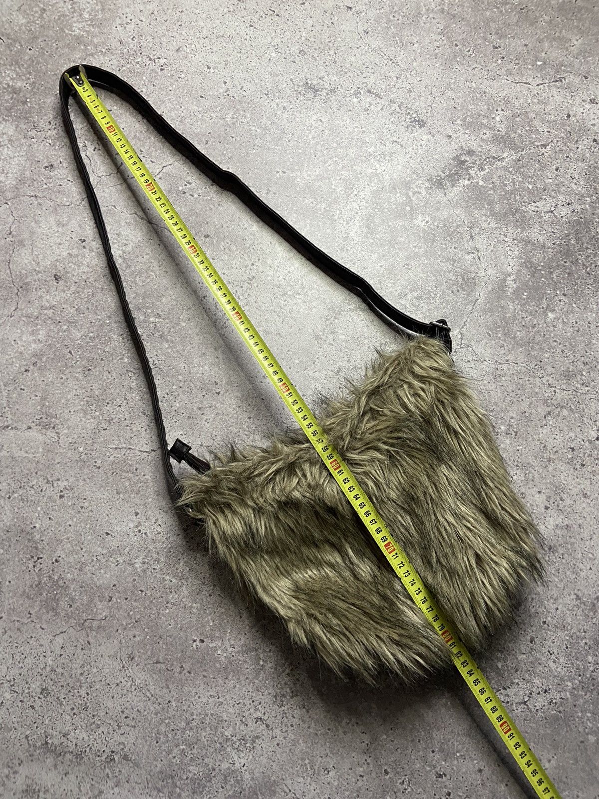 Japanese Brand Vintage Mohair Y2K Faux Fur Shoulder Bag Racer Worldwide Size ONE SIZE - 5 Thumbnail