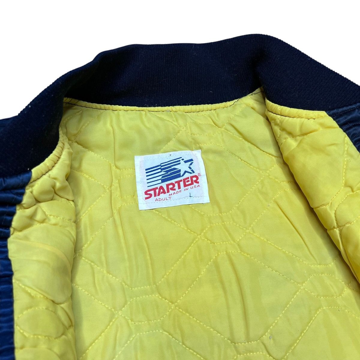 Starter Notre Dame Fighting Irish Starter Spell Out Satin Jacket Size US L / EU 52-54 / 3 - 3 Thumbnail