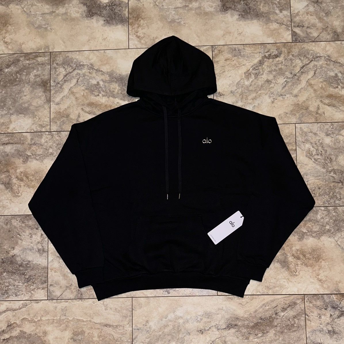 Alo Alo Yoga Accolade Pullover Hoodie Black Logo Sweatshirt XL Size US XL / EU 56 / 4 - 1 Thumbnail