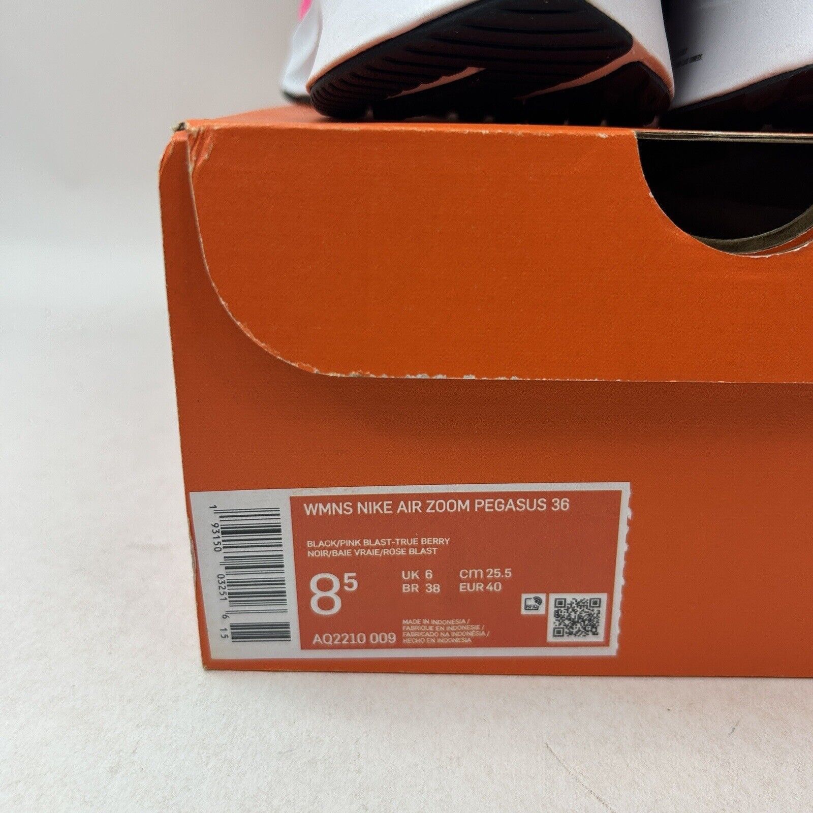Nike Nike Air Zoom Pegasus 36 WMNS “Pink Blast/True Berry" 2024 Size US 8.5 / IT 38.5 - 5 Thumbnail