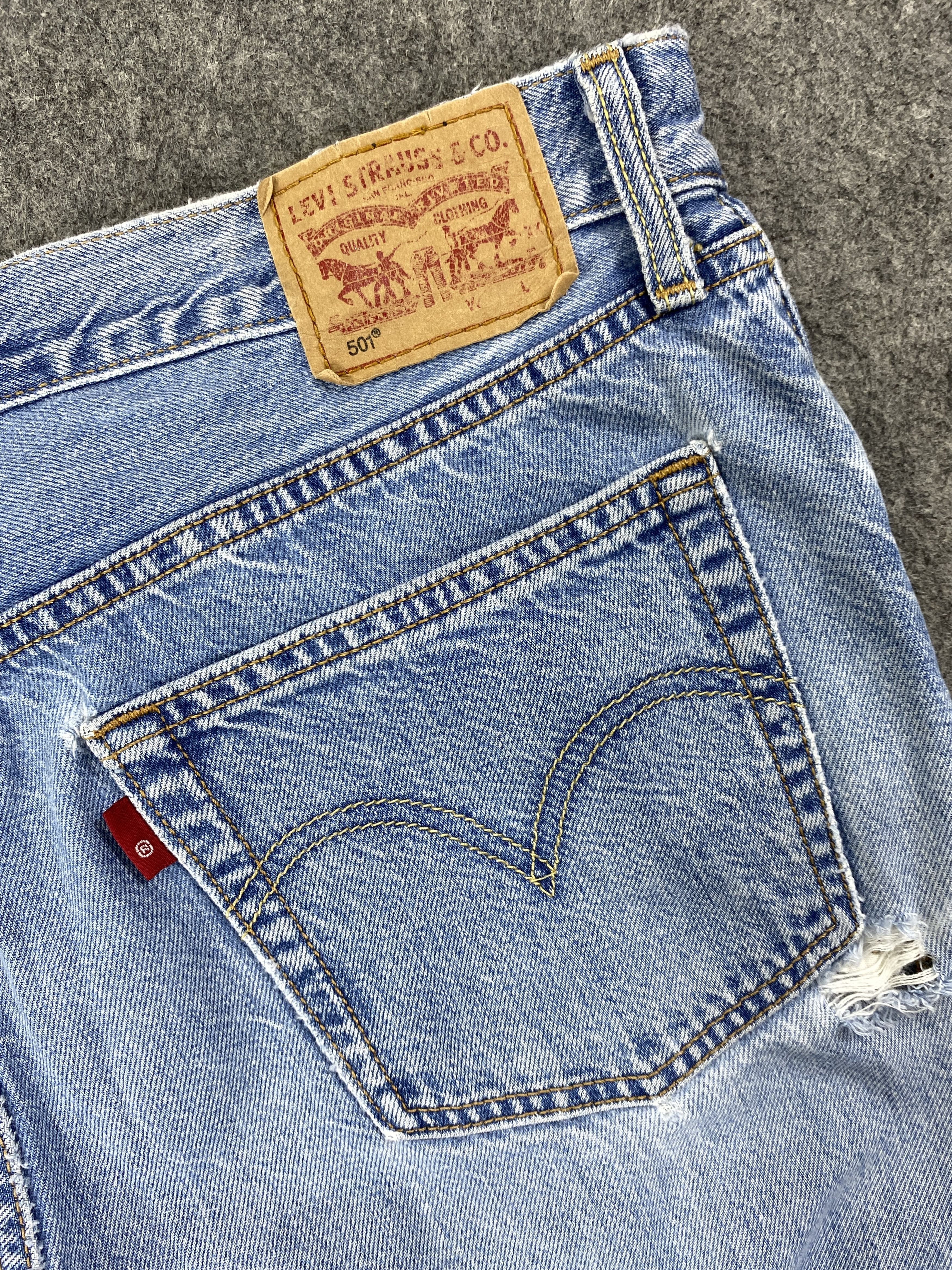 Japanese Brand Light Wash Levi's 501 Jeans 31x30.5 Denim -JN1690 Size US 31 - 11 Thumbnail
