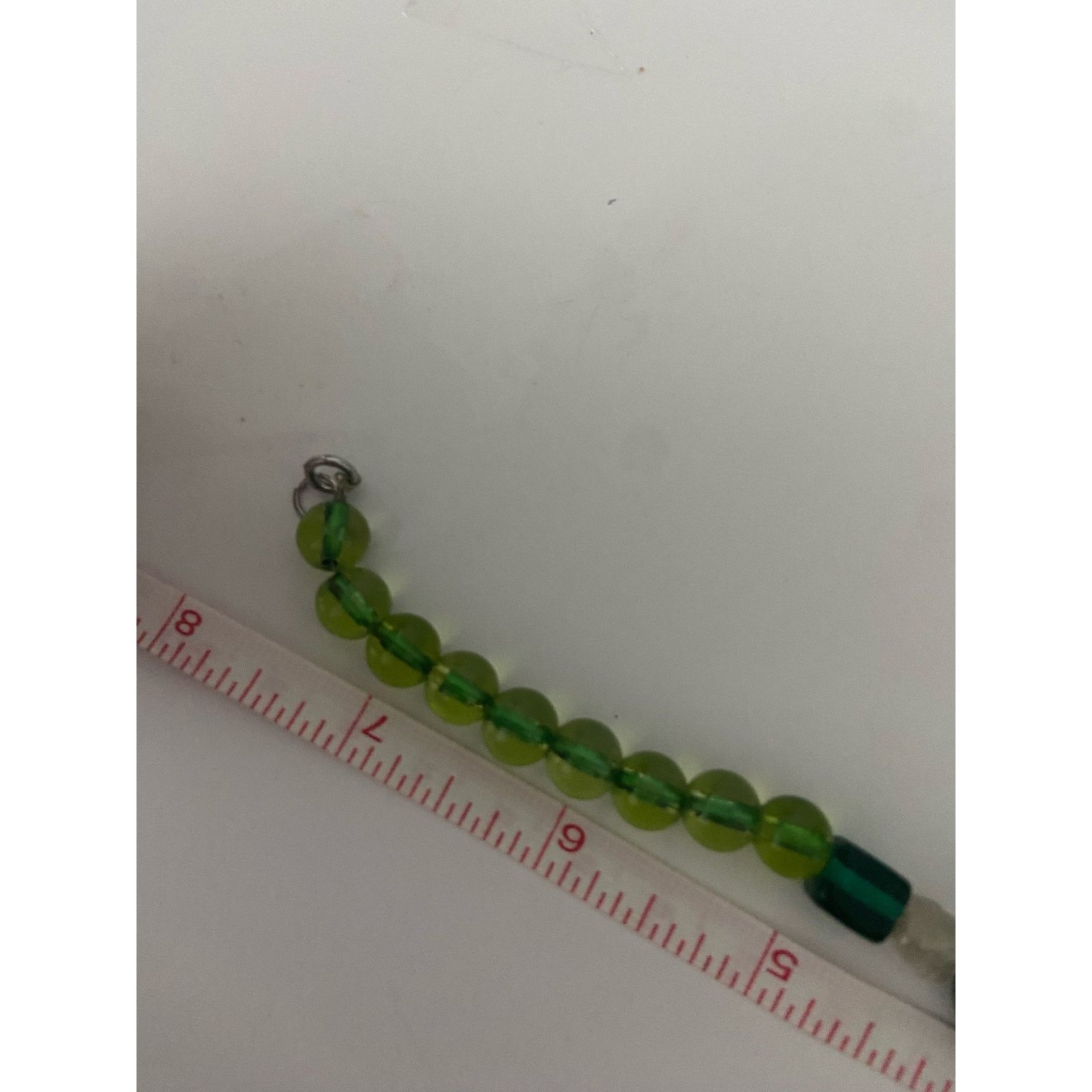 Handmade Green glass bead bracelet Size ONE SIZE - 4 Thumbnail