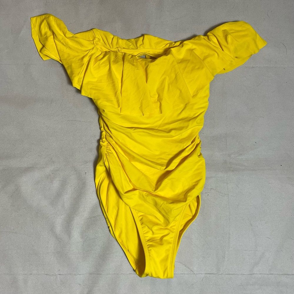 Other NWT New La Blanca Off the Shoulder One-Piece Yellow Swimsui Size S / US 4 / IT 40 - 2 Thumbnail