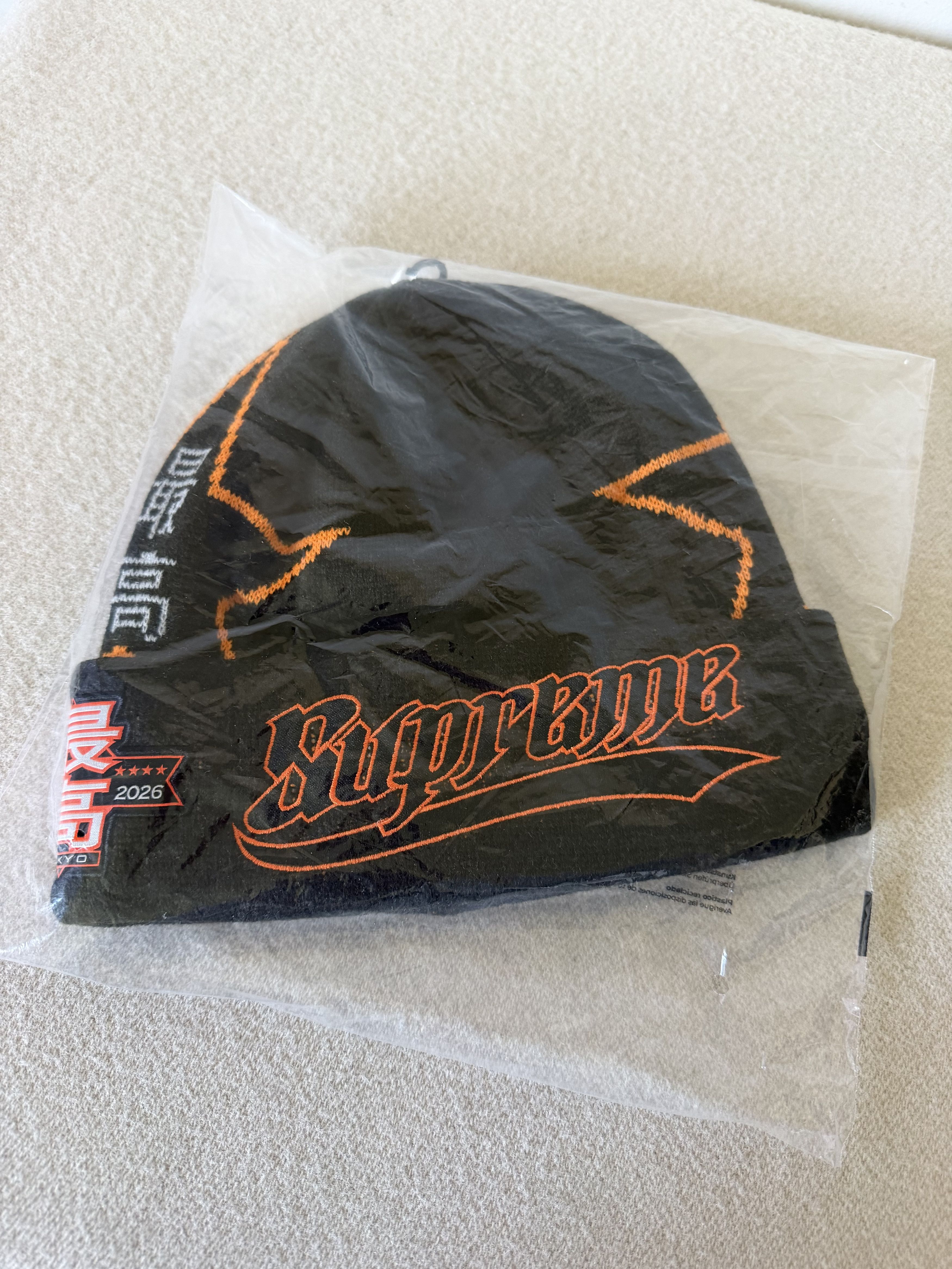 Supreme New Era Psalm Beanie 