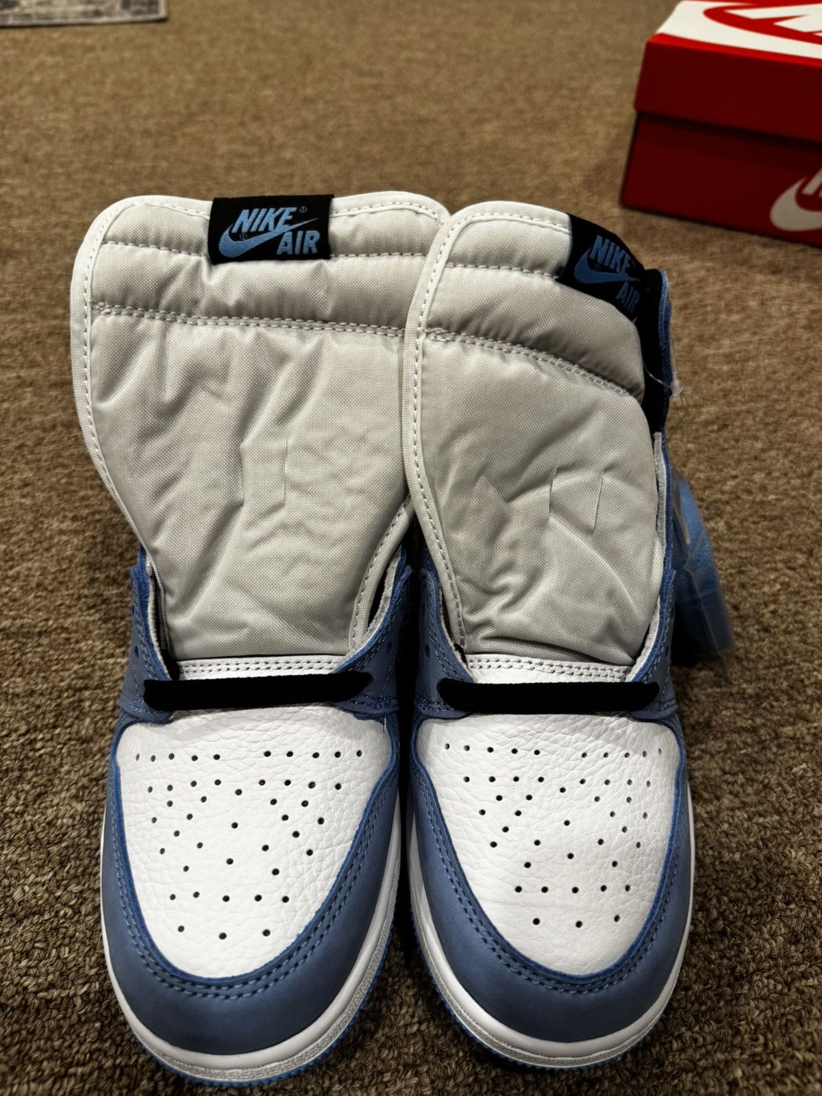 Jordan Brand × Nike Jordan 1 High GS Size 6Y Deadstock/never worn Size US 6 / EU 39 - 3 Thumbnail