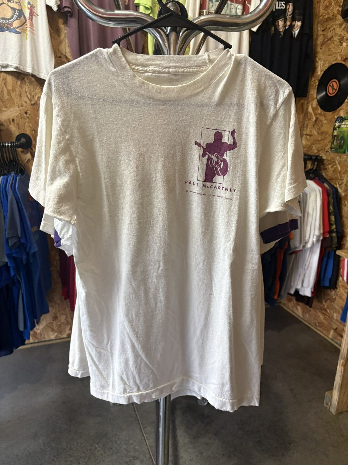 Band Tees 1989 Paul McCartney Concert T-Shirt Size US M / EU 48-50 / 2 - 1 Thumbnail