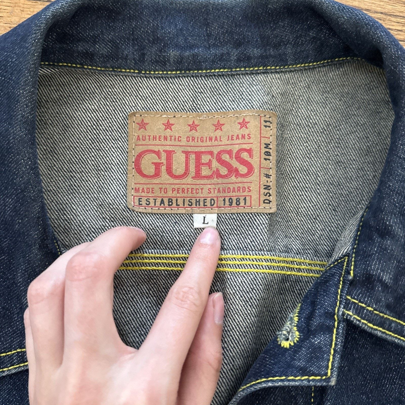 Guess Guess Vintage Jean Jacket dark wash Mens Size L Size US L / EU 52-54 / 3 - 4 Thumbnail