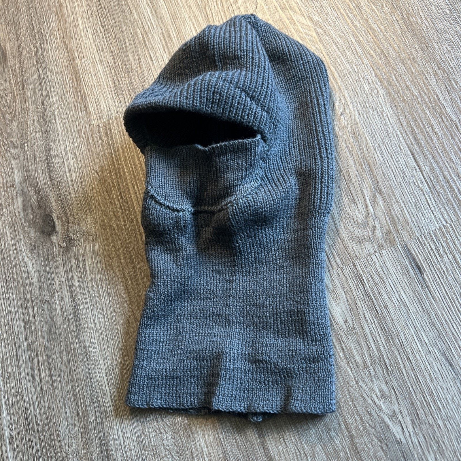 The Unbranded Brand Vintage 1983 US Gray Wool Balaclava Knit Hood Military Cap L Size ONE SIZE - 1 Thumbnail