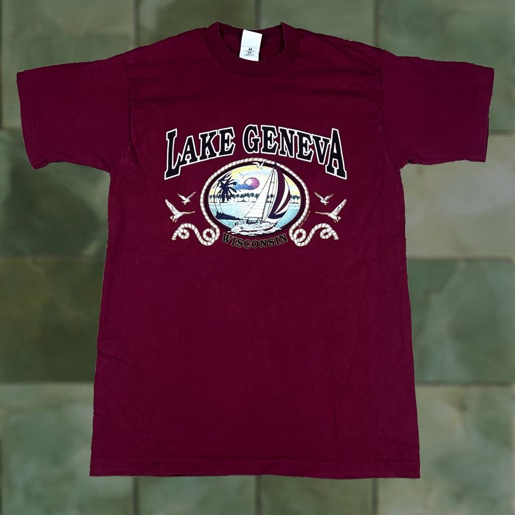 Fruit Of The Loom VINTAGE Lake Geneva Wisconsin Graphic Single Stitch T-Shirt Large Made USA Nike Shirt? Size US L / EU 52-54 / 3 - 1 Thumbnail
