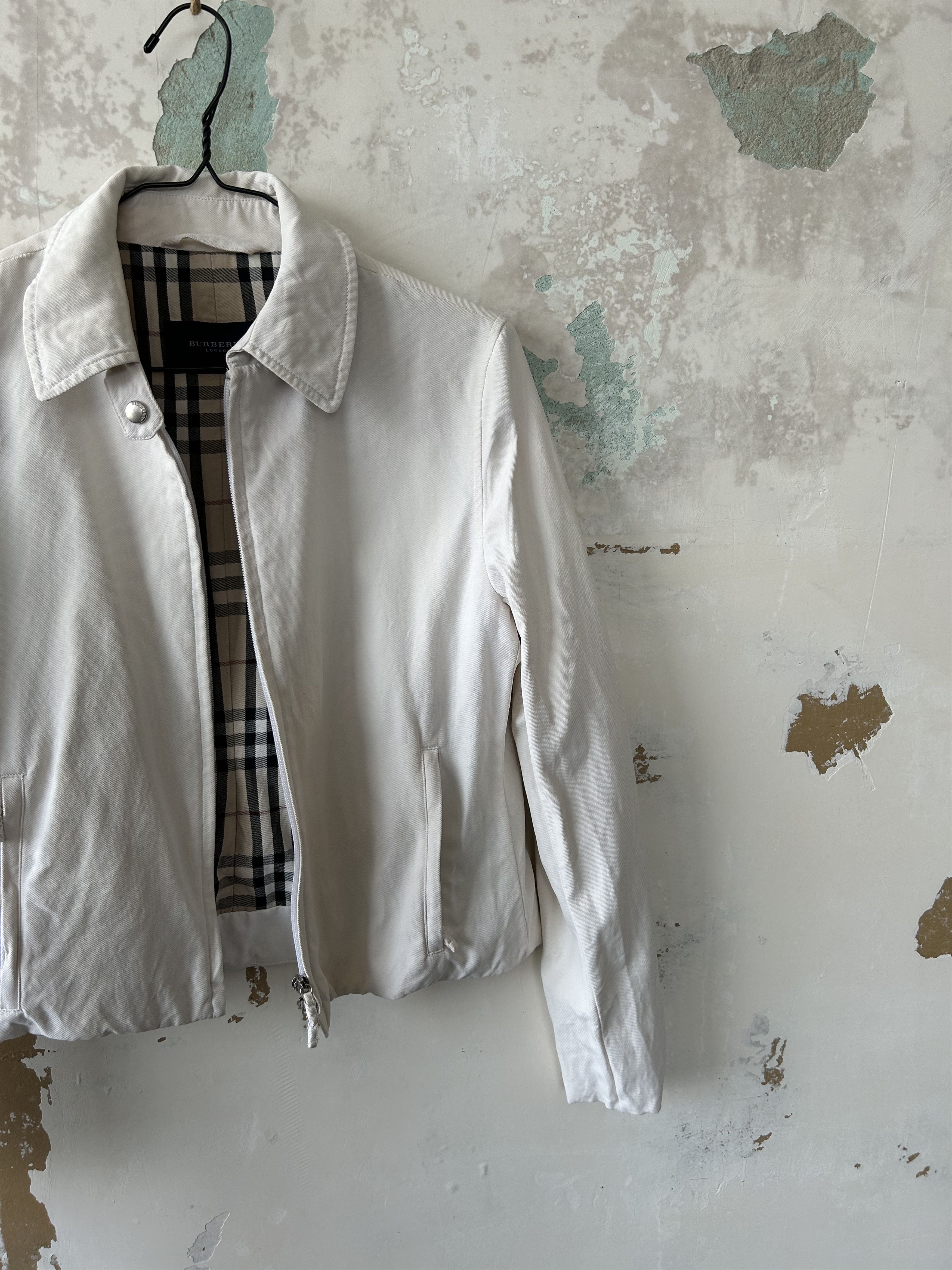 Burberry Vintage Burberry Coat Jacket bomber Size M / US 6-8 / IT 42-44 - 2 Thumbnail