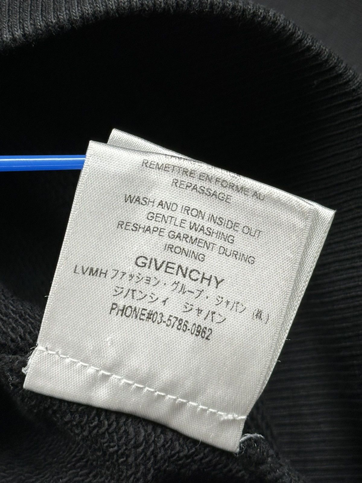 Givenchy Givenchy - Matthew Williams 2020 Amore Logo Crew Sweatshirt Size US XL / EU 56 / 4 - 12 Thumbnail