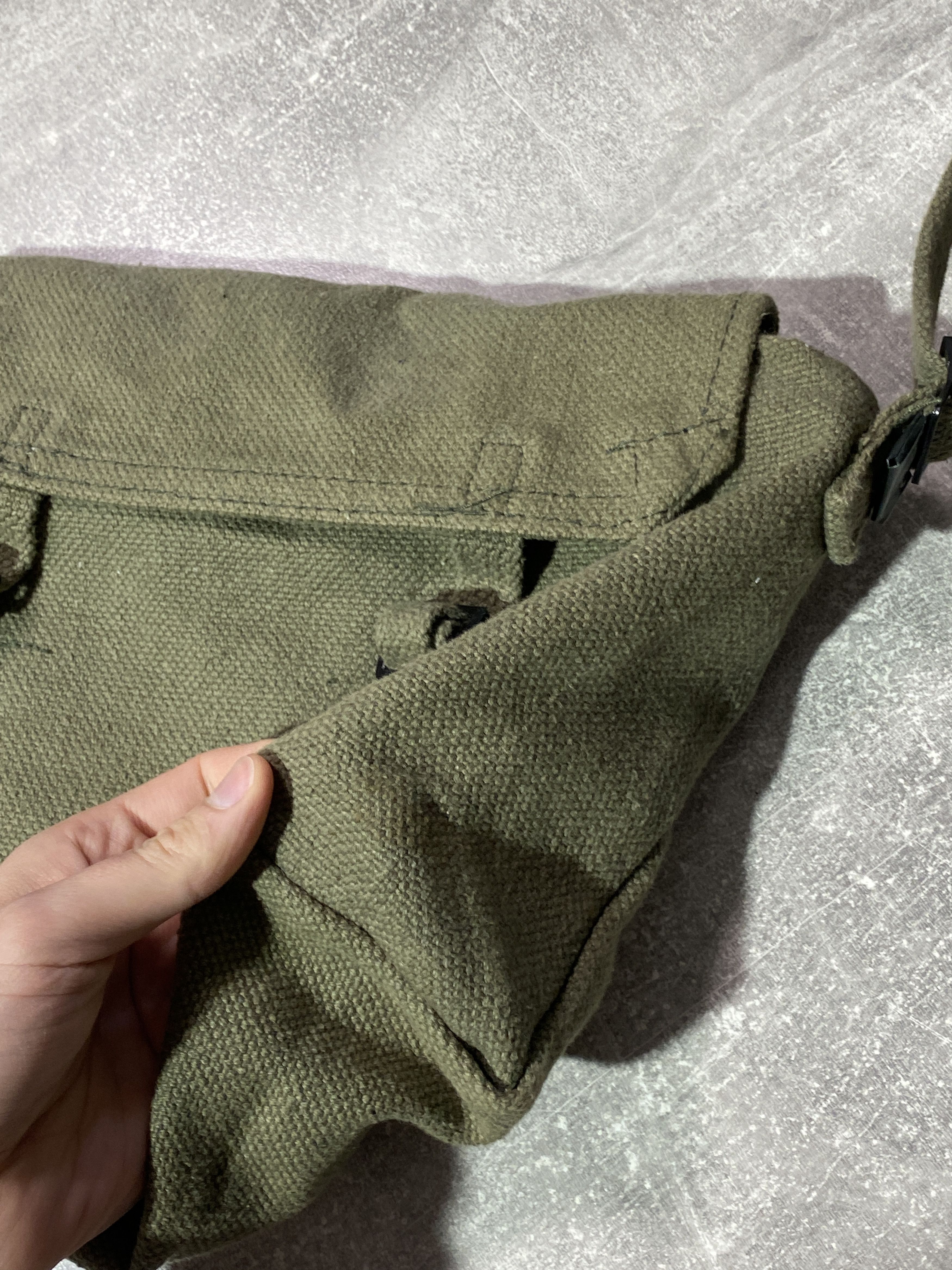 Japanese Brand Vintage Y2K Cotton Knit Military Bag Size ONE SIZE - 4 Thumbnail