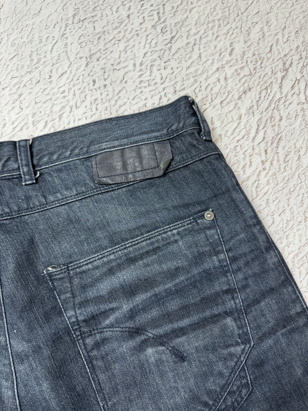 Neil Barrett Neil Barrett Indigo dark straight denim jeans zip pocket Size US 34 / EU 50 - 24 Thumbnail