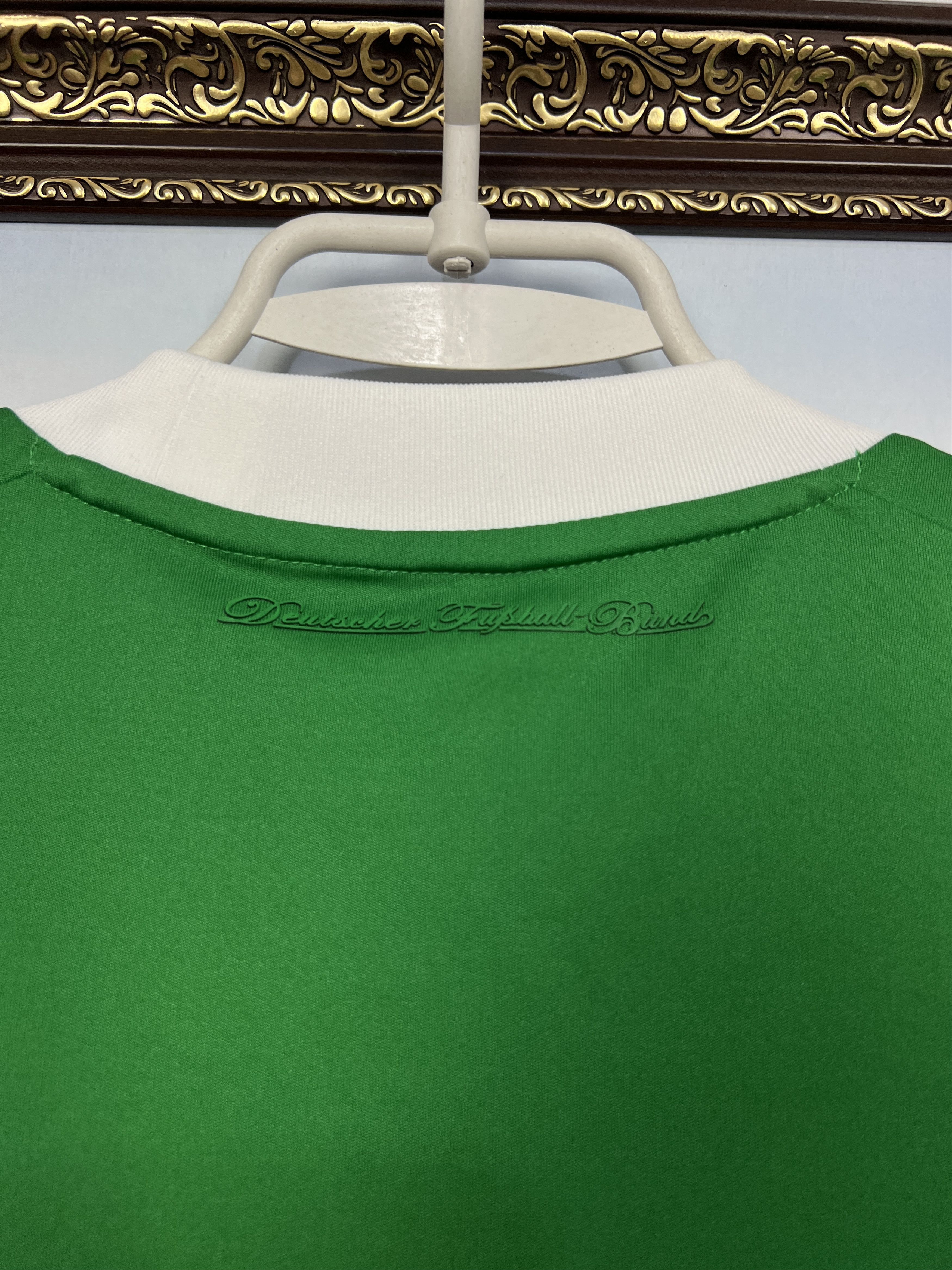 Adidas Germany Away football shirt 2012 Soccer Adidas Jersey Mens Size US L / EU 52-54 / 3 - 15 Thumbnail