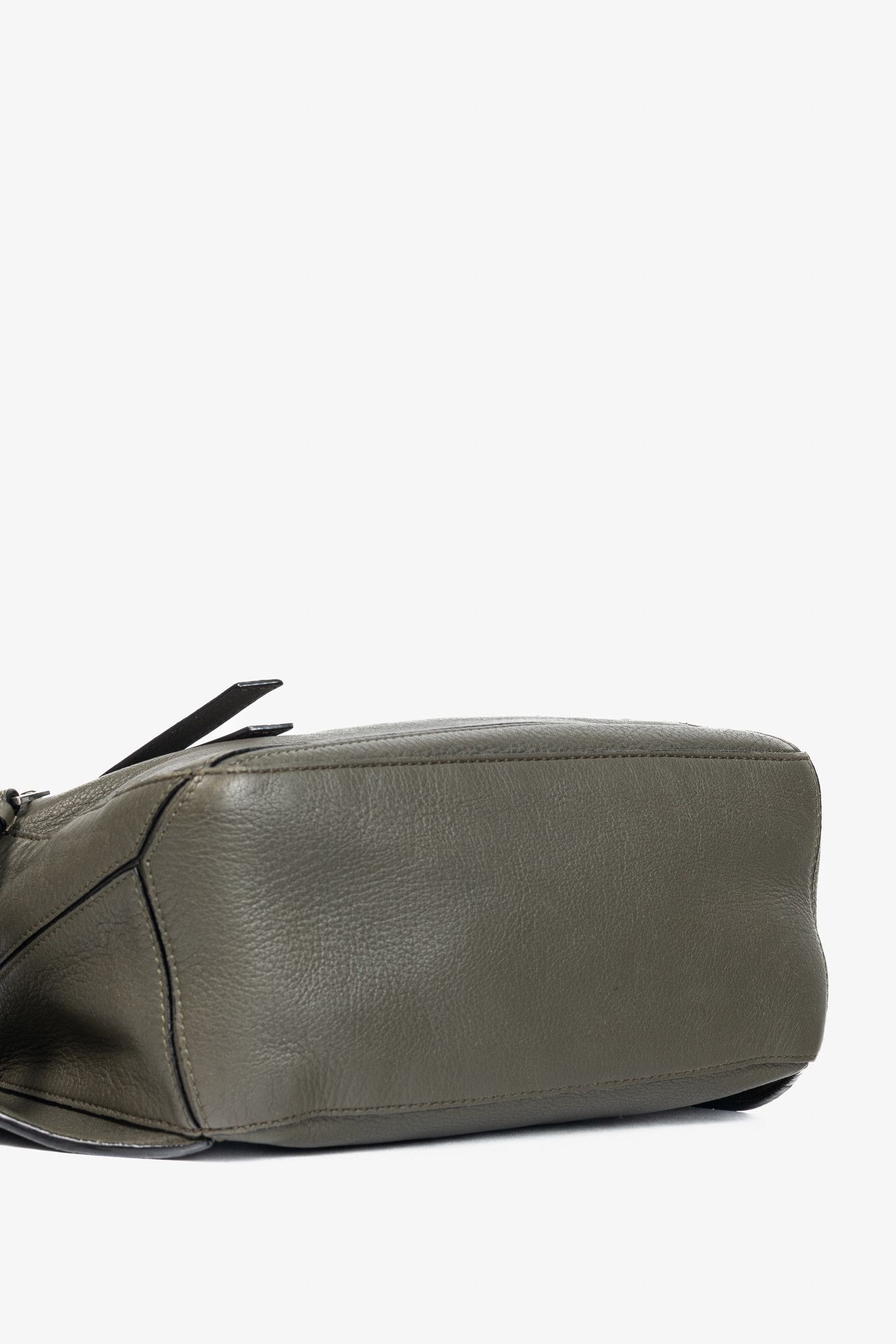 Loewe Loewe Puzzle Khaki Green Classic Calfskin Bumbag Size ONE SIZE - 5 Thumbnail