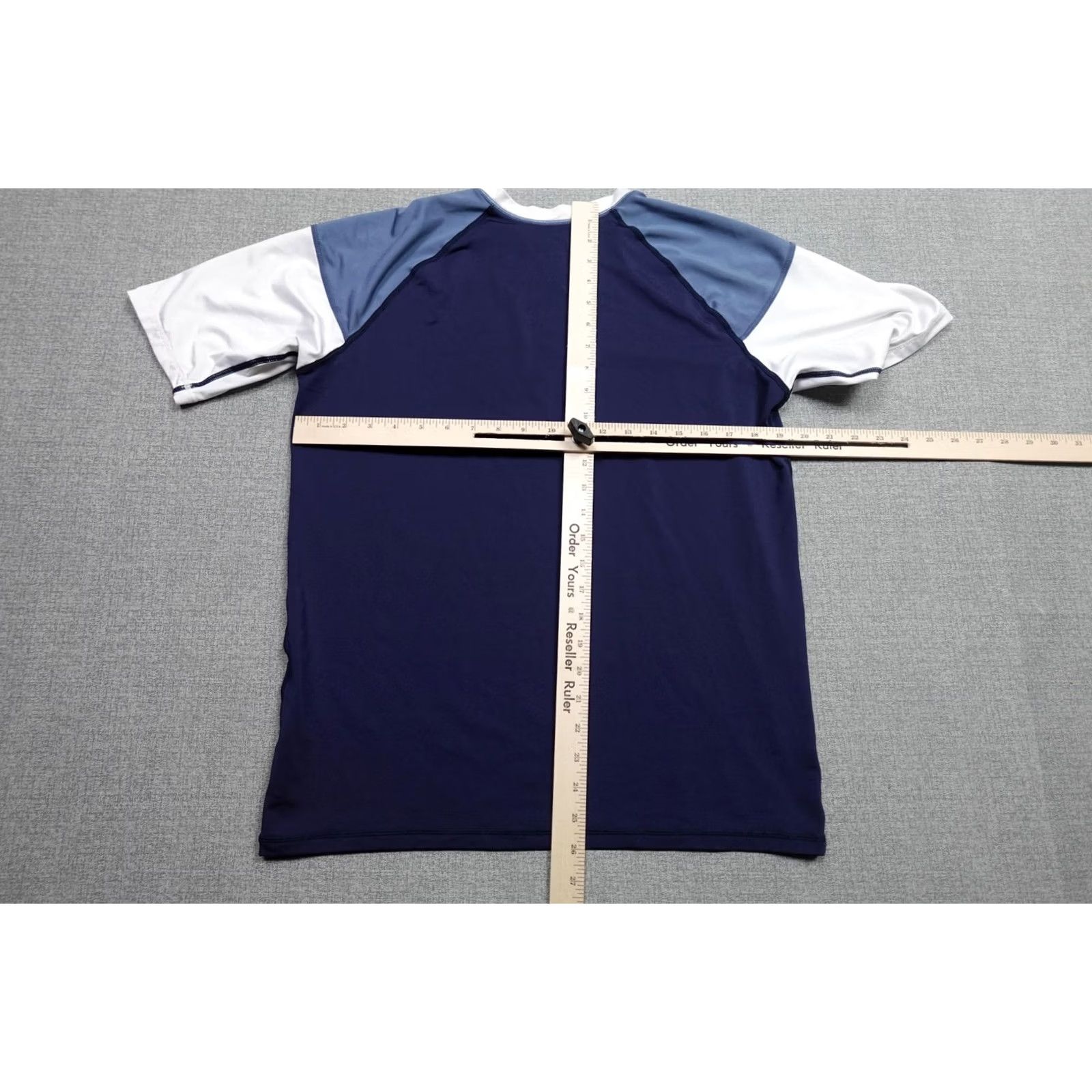 Nike Nike Shirt Mens M Blue White Colorblock Raglan Athletic Performance Tee Size US M / EU 48-50 / 2 - 5 Thumbnail
