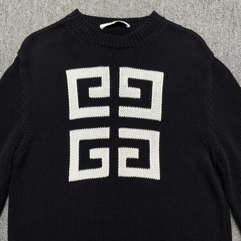 Givenchy Givenchy Chest Big Logo Black Sweater 2506-Nextarrow Size US S / EU 44-46 / 1 - 4 Thumbnail