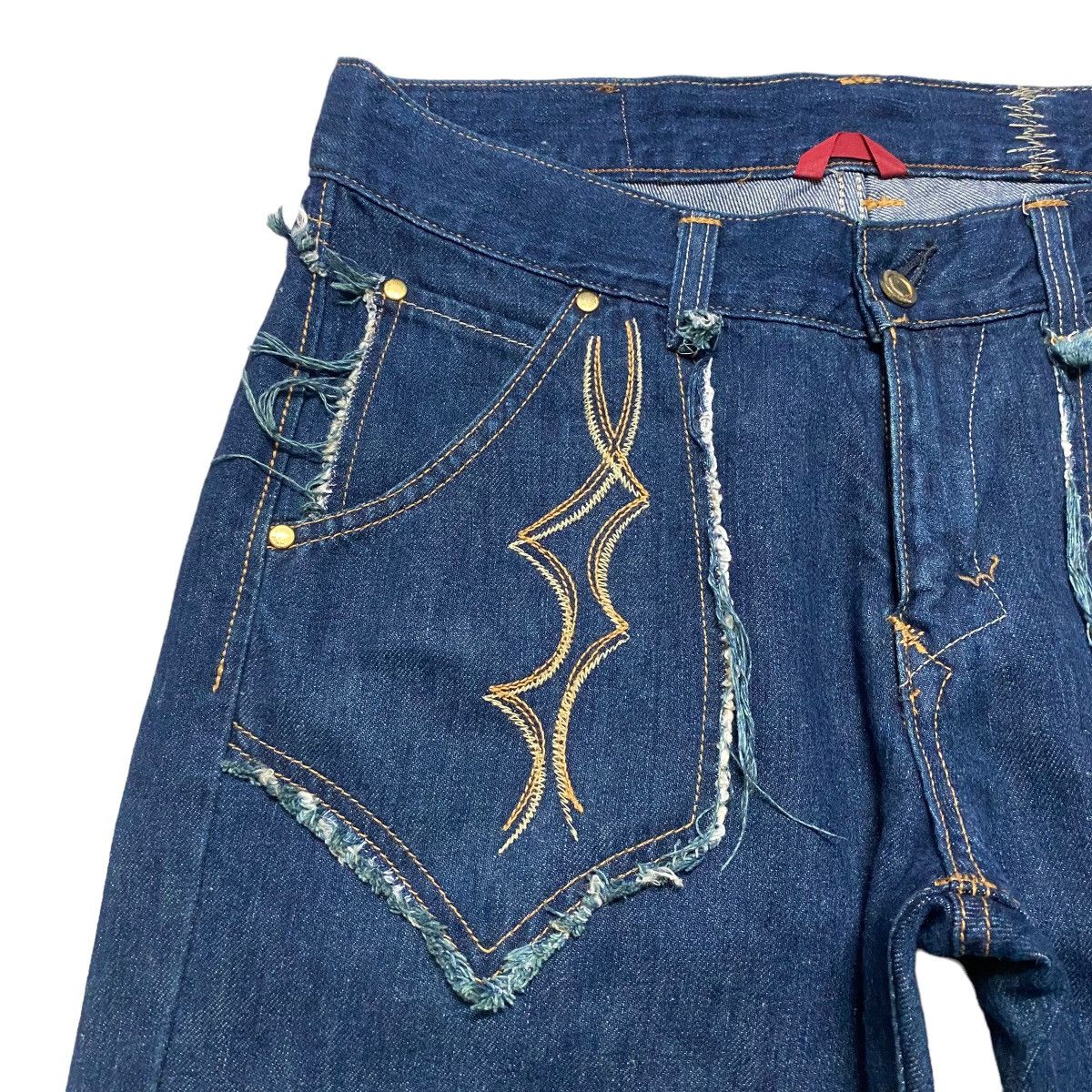 Edwin Vintage Edwin Denim Flare Jeans Tribal Embroidery Size US 32 / EU 48 - 4 Thumbnail