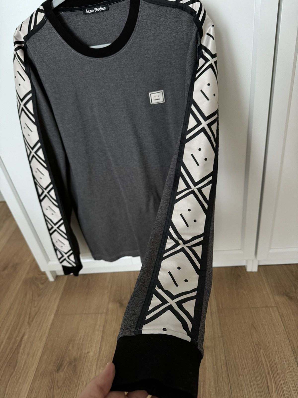 Acne Studios Acne Studios face grey sweatshirt Size US M / EU 48-50 / 2 - 3 Thumbnail