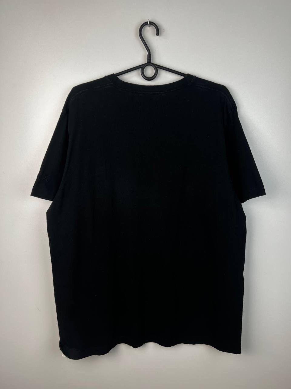 Kaws Kaws Peanuts Uniqlo movie t-shirts size XL Size US XL / EU 56 / 4 - 2 Thumbnail