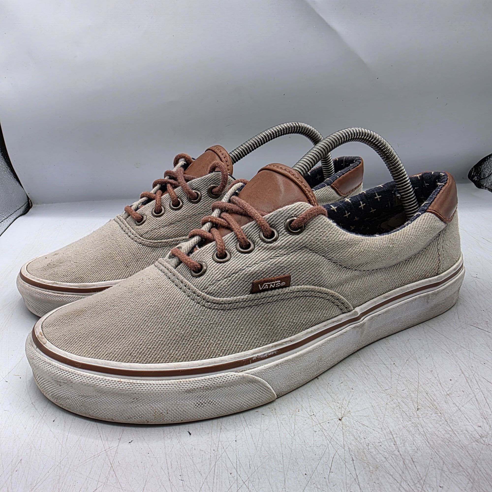 Vans Vans Old Skool Mens 10 Beige Sneaker Shoes Casual Walking Ou Size US 10 / EU 43 - 4 Thumbnail