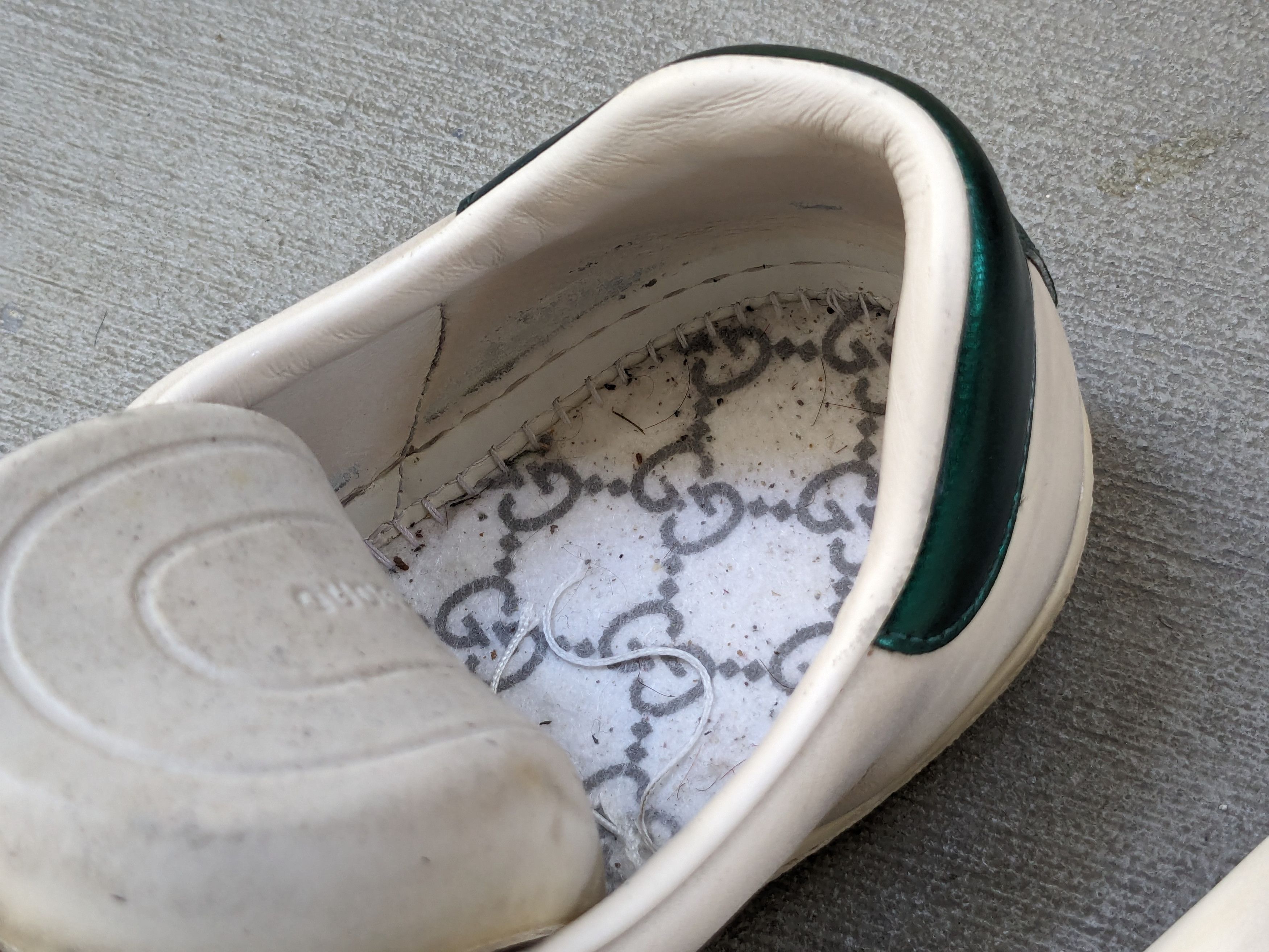 Gucci Gucci Ace Sneakers White 9 Distressed Low Tops Leather Size US 9 / EU 42 - 21 Thumbnail