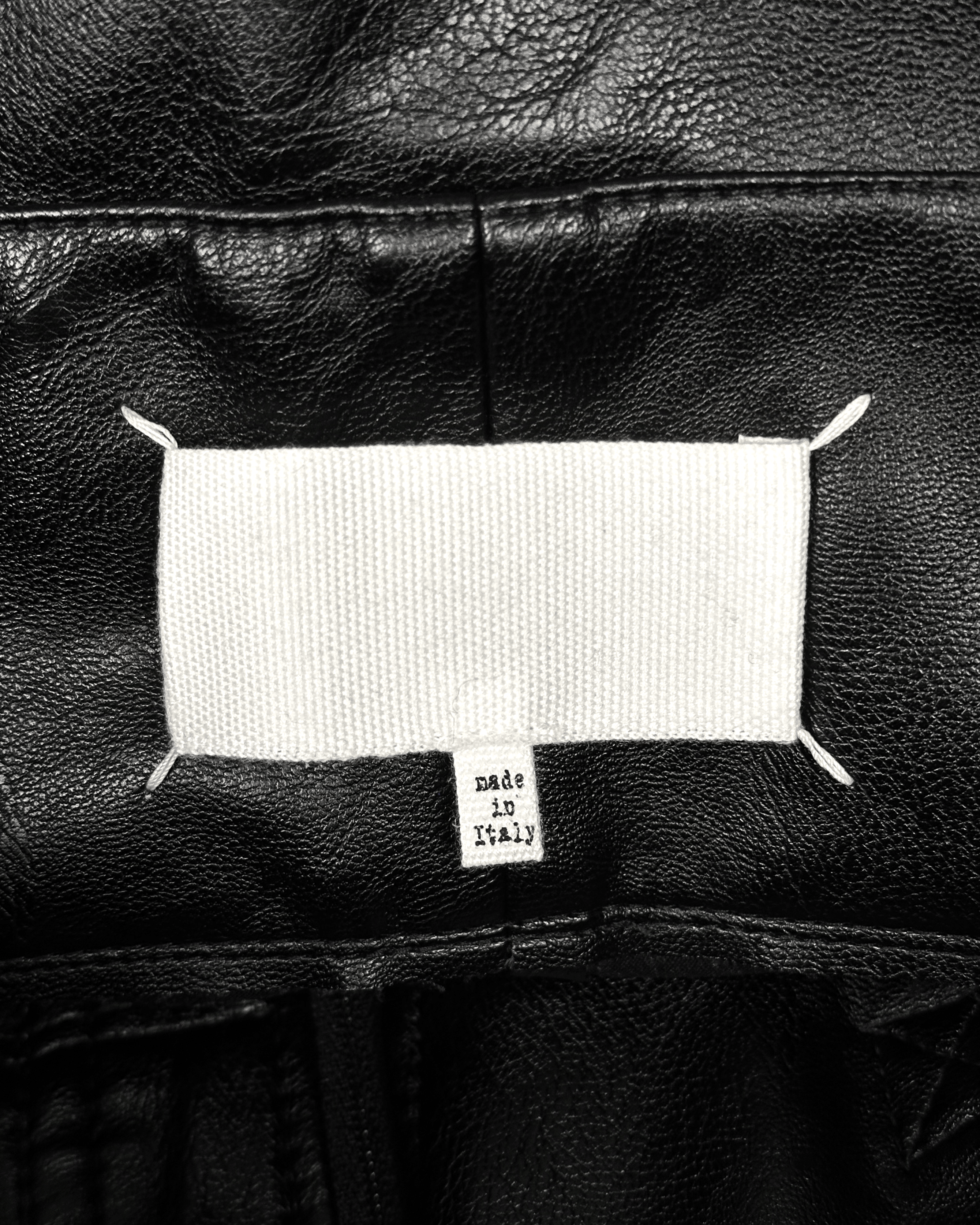 Maison Margiela Maison Margiela Blank Tag Leather Pants Size US 26 / EU 42 - 10 Thumbnail