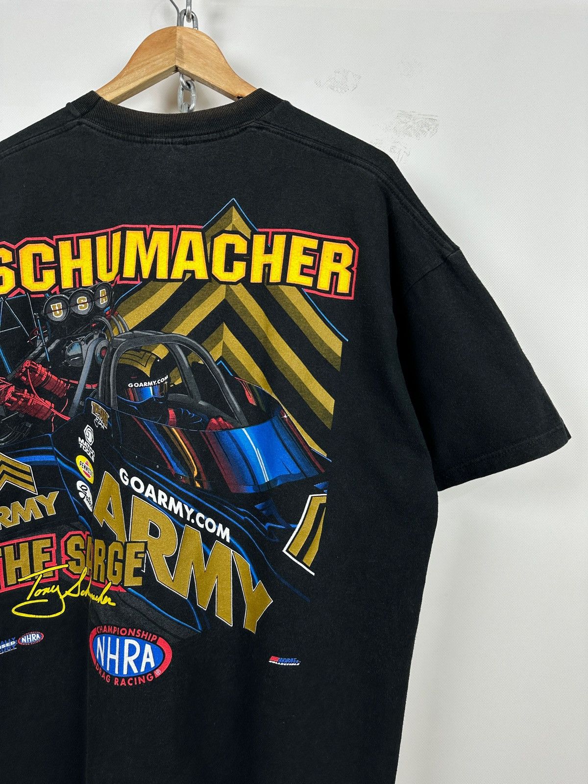 NASCAR Vintage Tony Schumacher US Army Drag Racing NHRA T-Shirt Size US XL / EU 56 / 4 - 6 Thumbnail