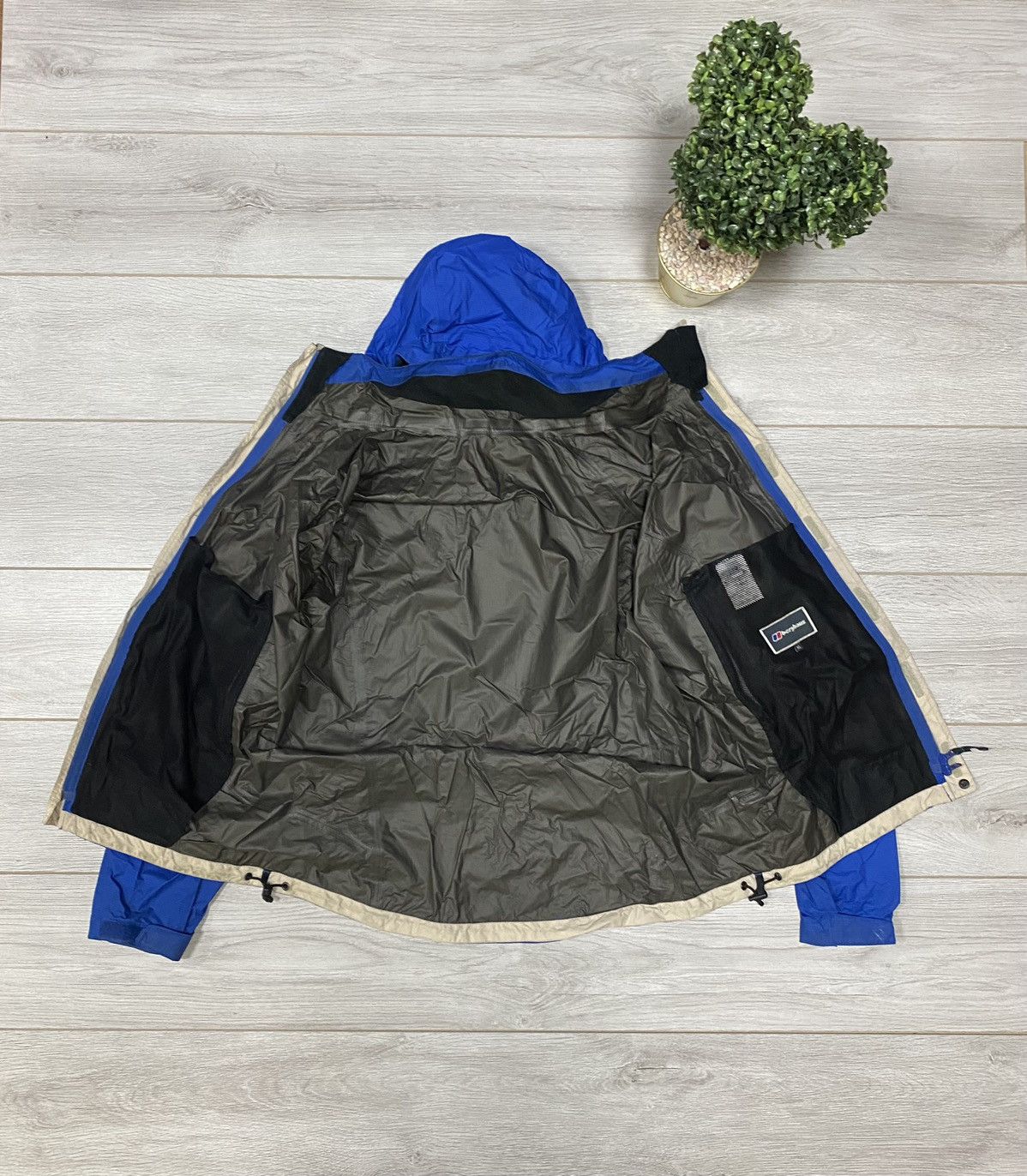 Berghaus Berghaus Gore Tex zip jacket waterproof Size US XL / EU 56 / 4 - 5 Thumbnail