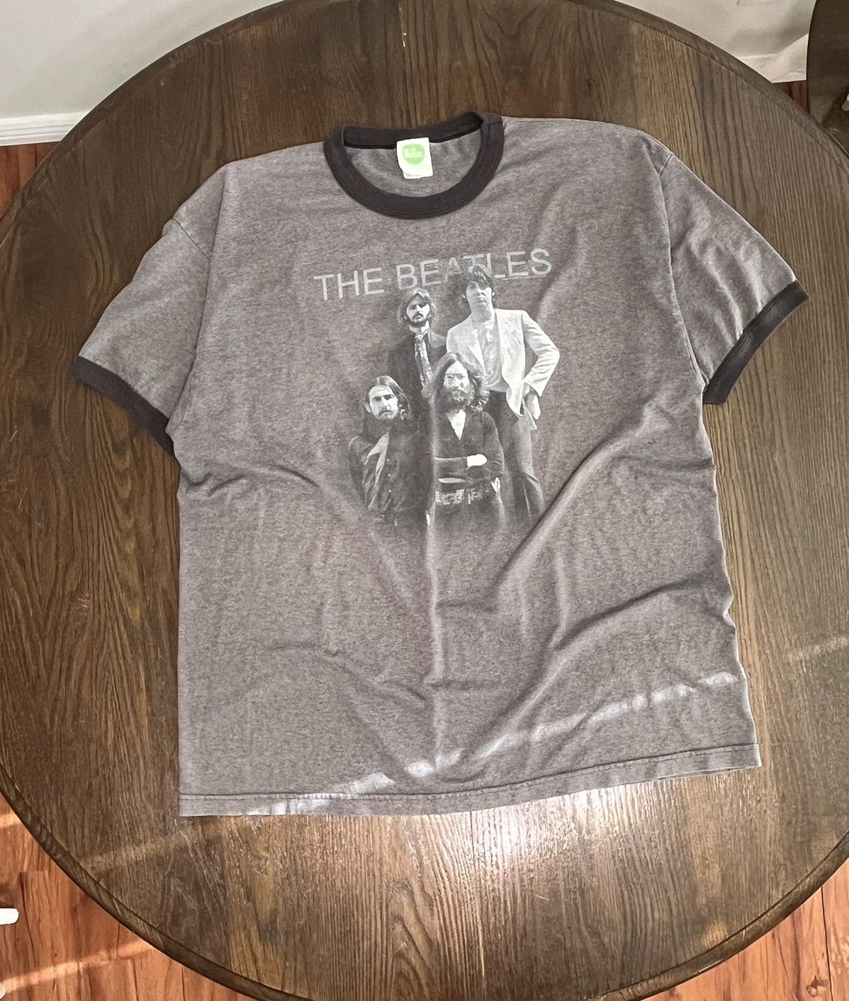 Band Tees The Beatles vintage 2005 Ringer T-shirt Size US XXL / EU 58 / 5 - 1 Thumbnail