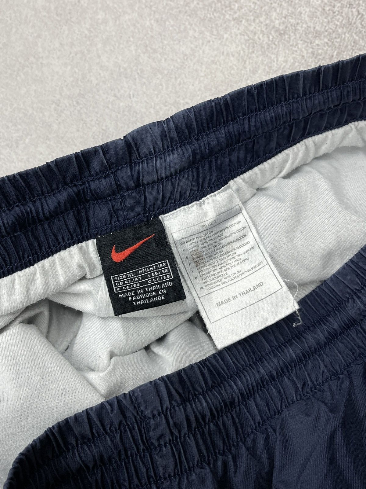 Nike Vintage Nike Nylon Sweatpants Navy Triple Swoosh Y2K ACG Size US 36 / EU 52 - 10 Thumbnail