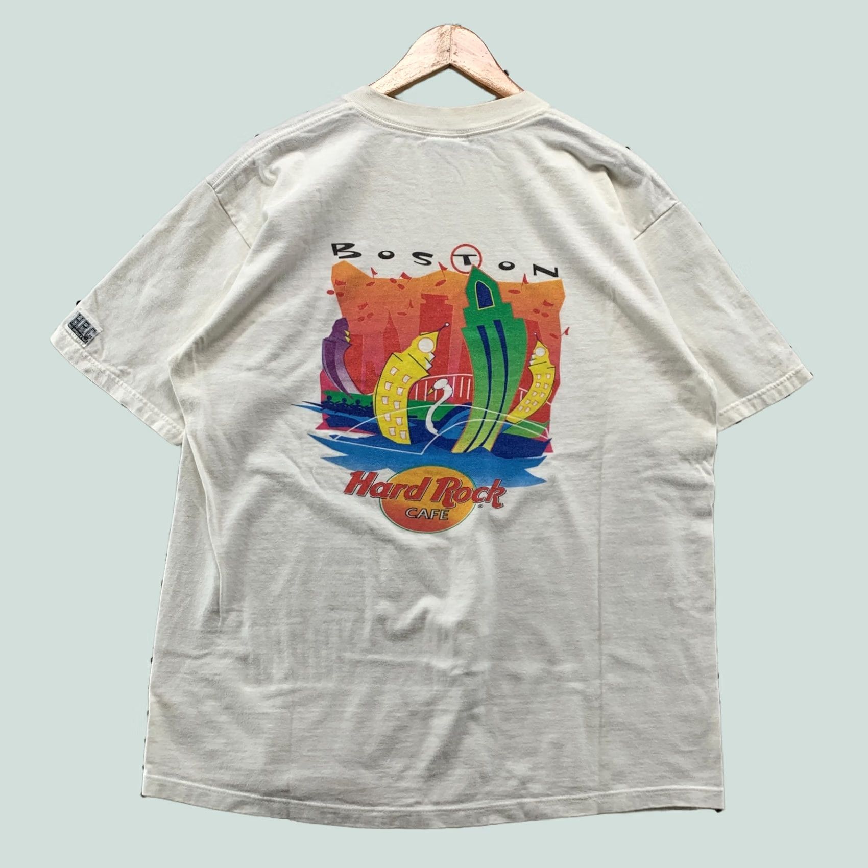 Hard Rock Cafe VINTAGE Hard Rock Boston Shirt Mens Large White Skyline Graphic USA Size US L / EU 52-54 / 3 - 1 Thumbnail