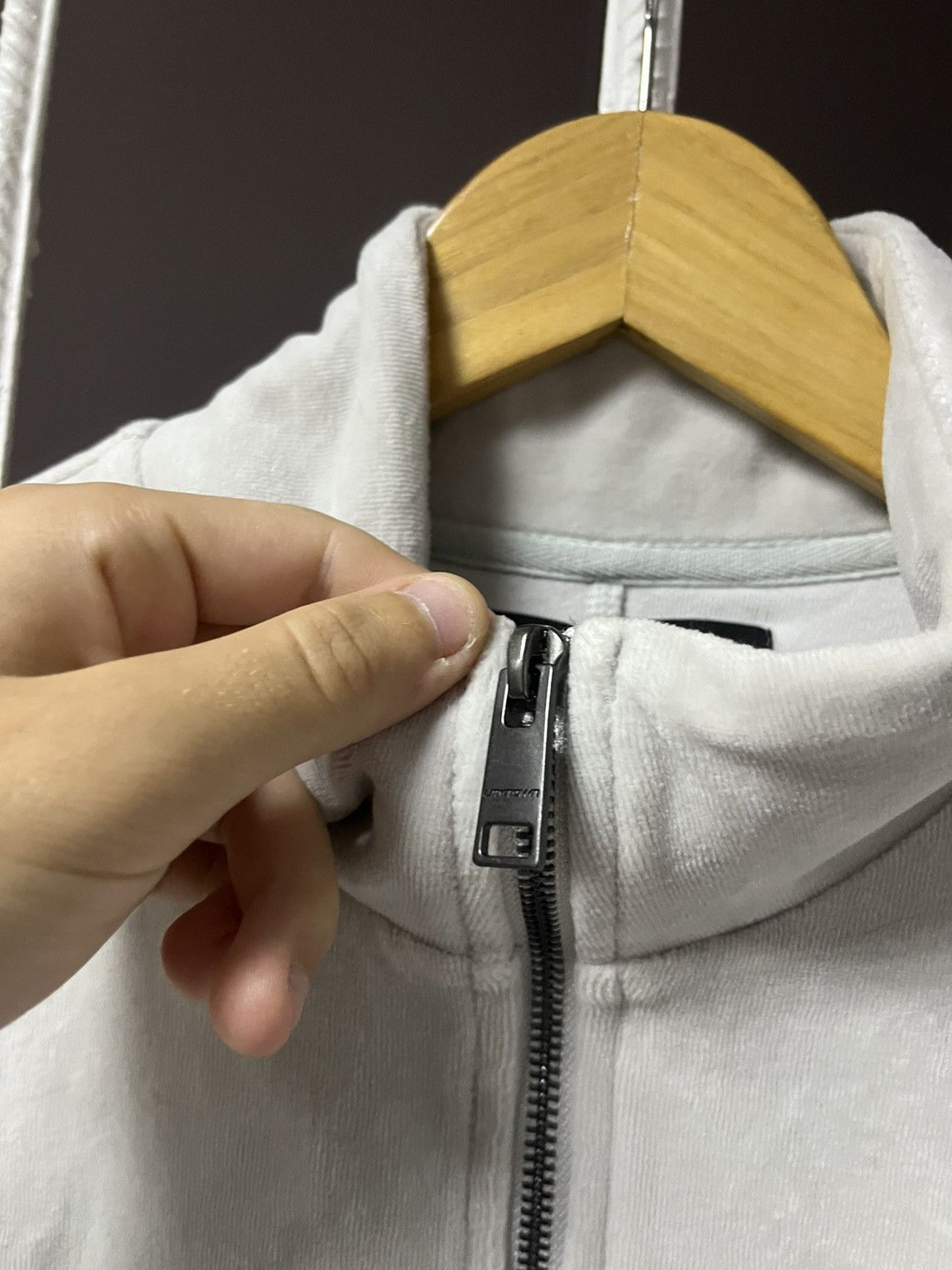 Unknown London Unknown London Y2K Cross Velour Zip Size US S / EU 44-46 / 1 - 4 Thumbnail