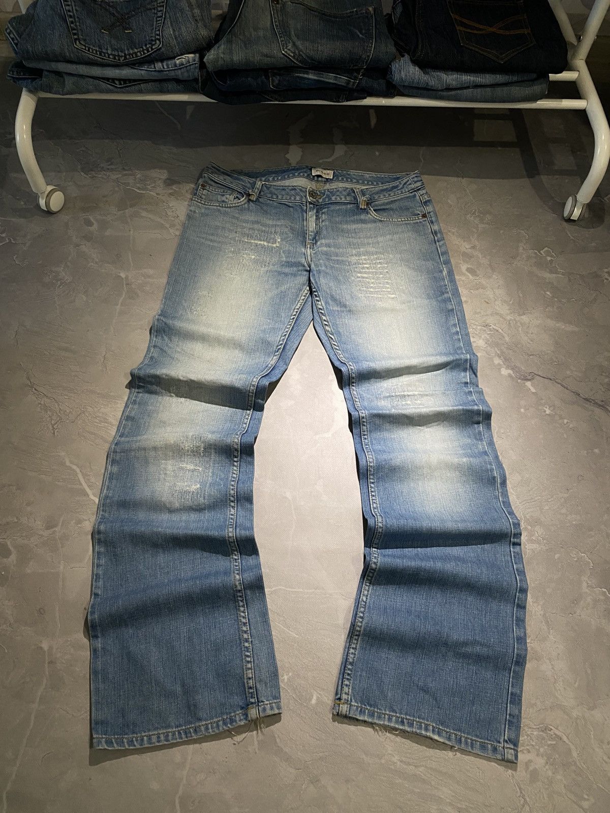 Japanese Brand Archive Style Slim Denim Washed Fade Rare Look Size US 33 - 1 Thumbnail