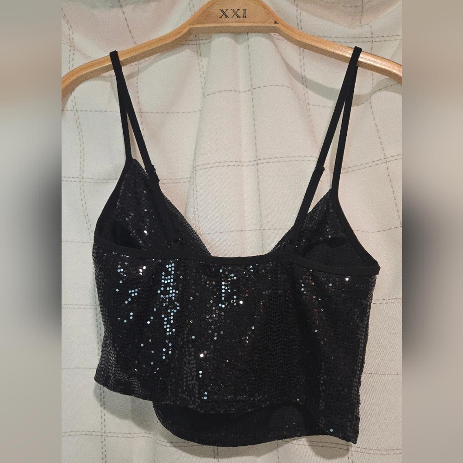 Express Express Cowl Neck Sequin Crop Top Size S / US 4 / IT 40 - 4 Thumbnail