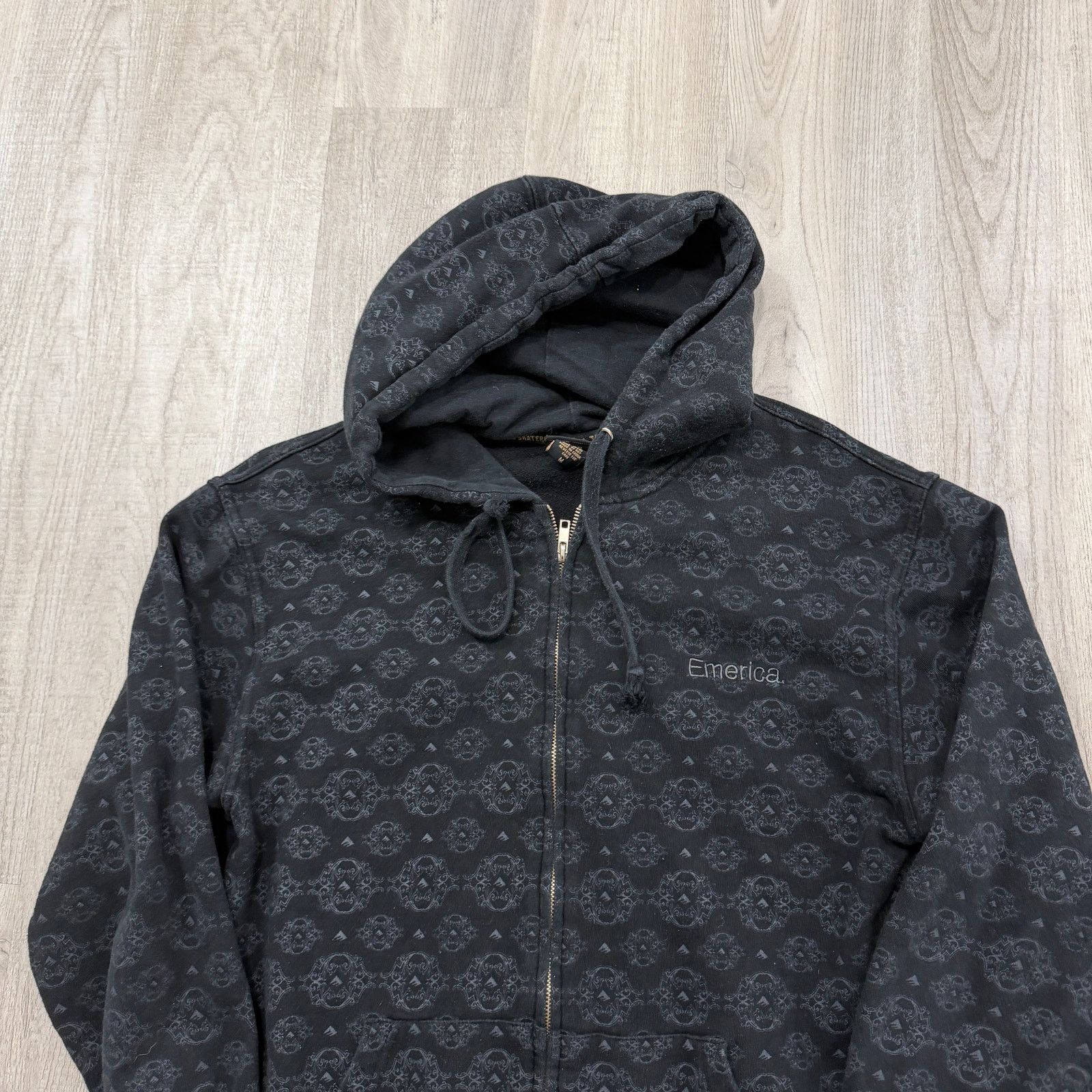 Emerica Vintage Emerica Full Zip Hoodie Medium Black All Over Print Size US M / EU 48-50 / 2 - 2 Thumbnail