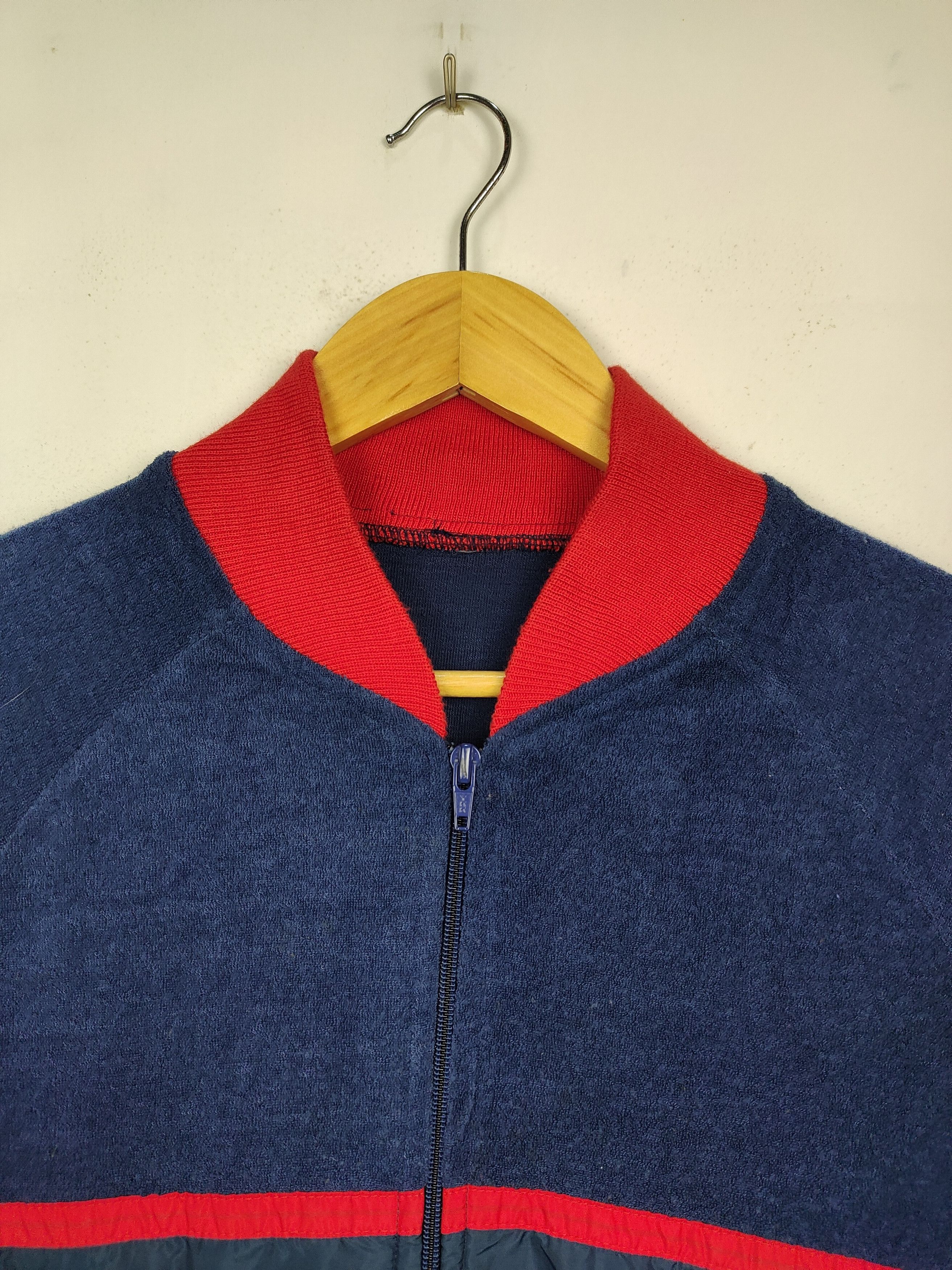 Vintage Vintage 80s tracksuit jacket Size US S / EU 44-46 / 1 - 2 Thumbnail