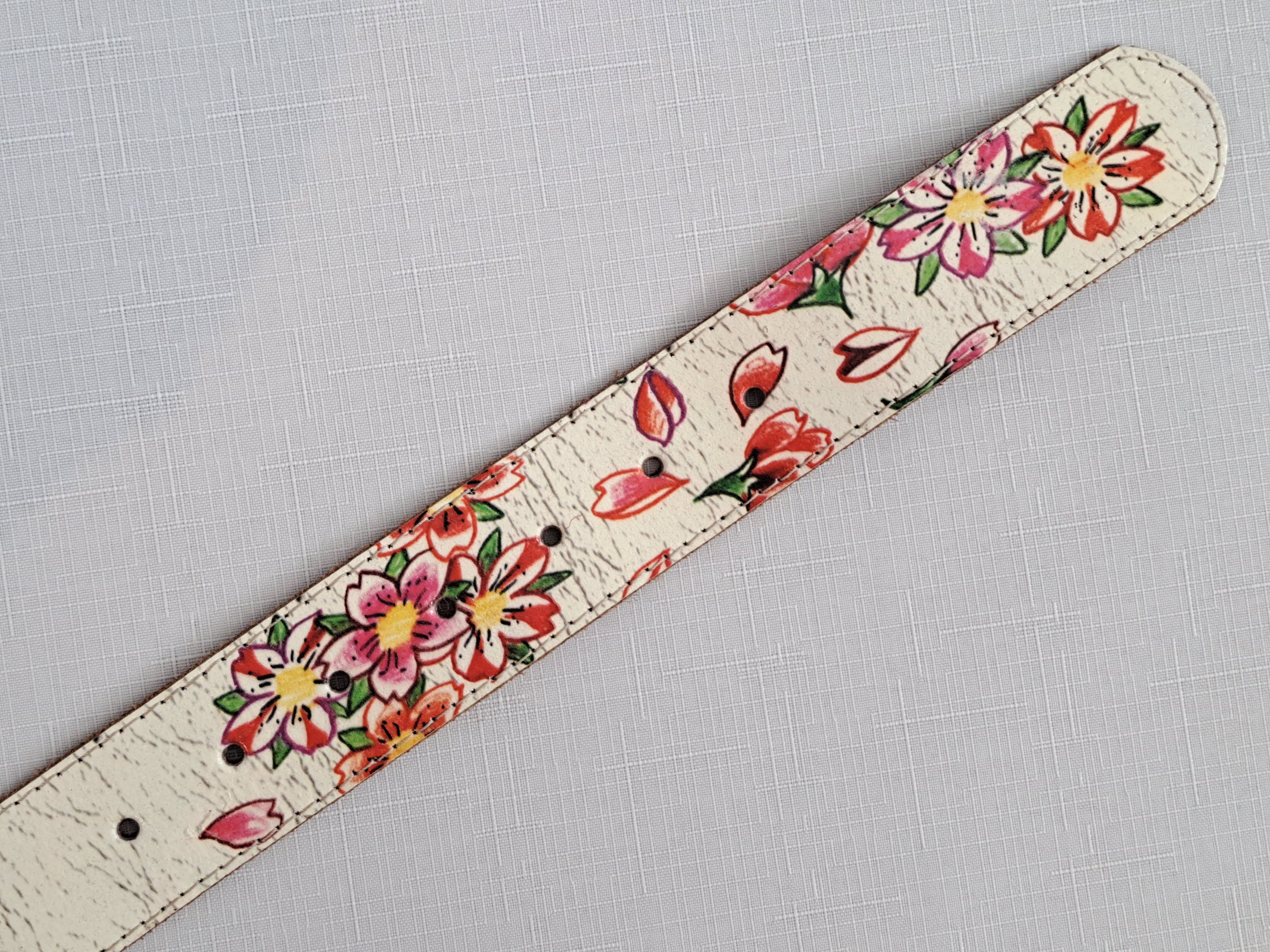 Ed Hardy ED HARDY Koi fish leather belt. Size S Size ONE SIZE - 12 Thumbnail