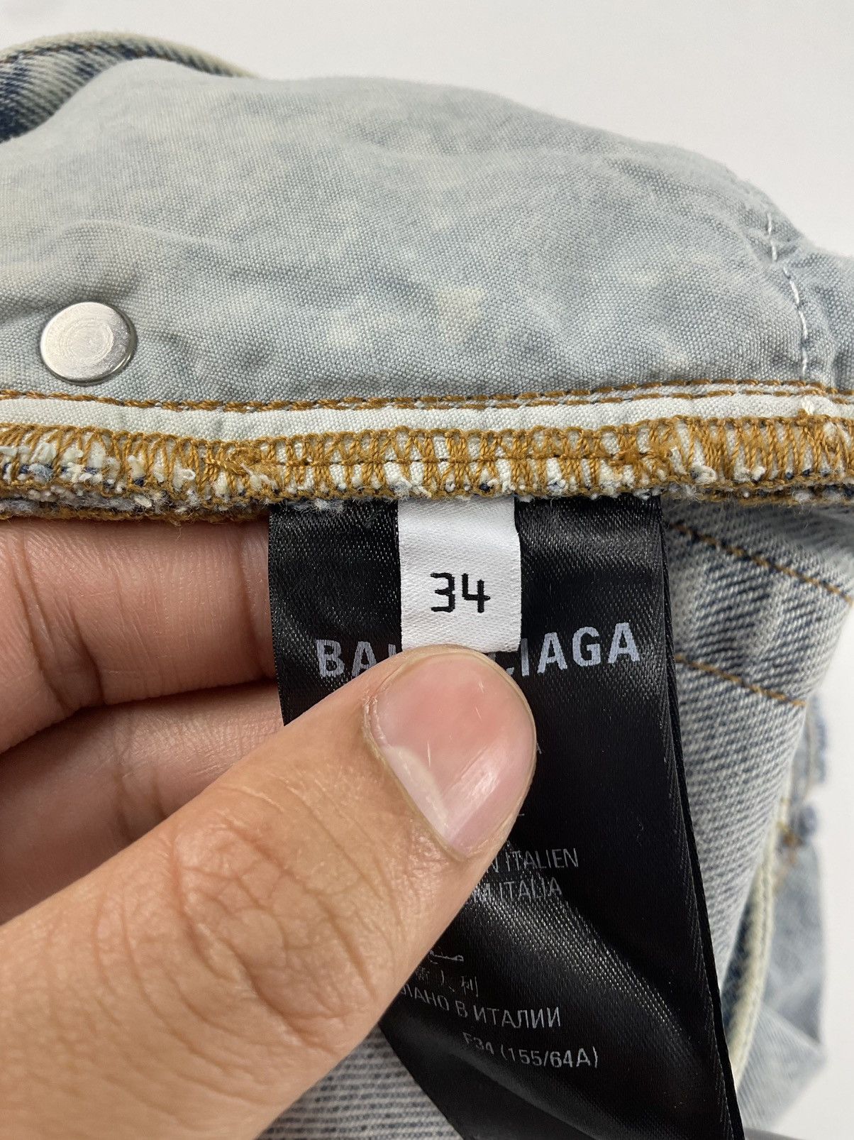 Balenciaga Balenciaga Pull-Up Denim Skirt Size 26" / US 2 / IT 38 - 12 Thumbnail