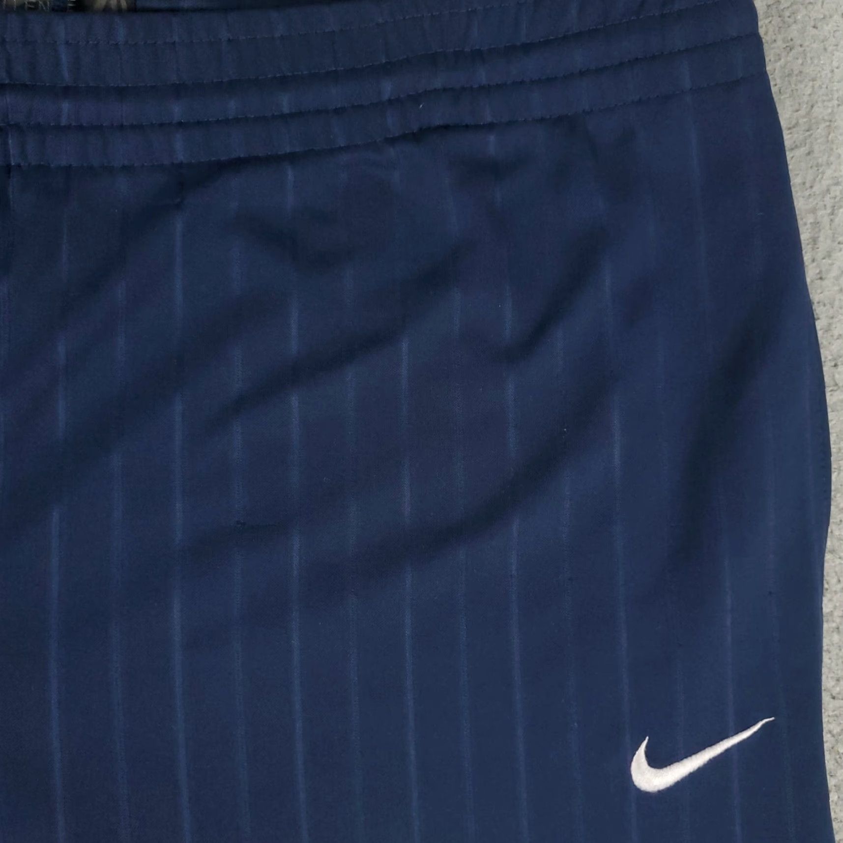 Nike Nike Shorts Mens Large Blue Vintage Y2K Swoosh Basketball Athletic Training * Size US 33 - 4 Thumbnail