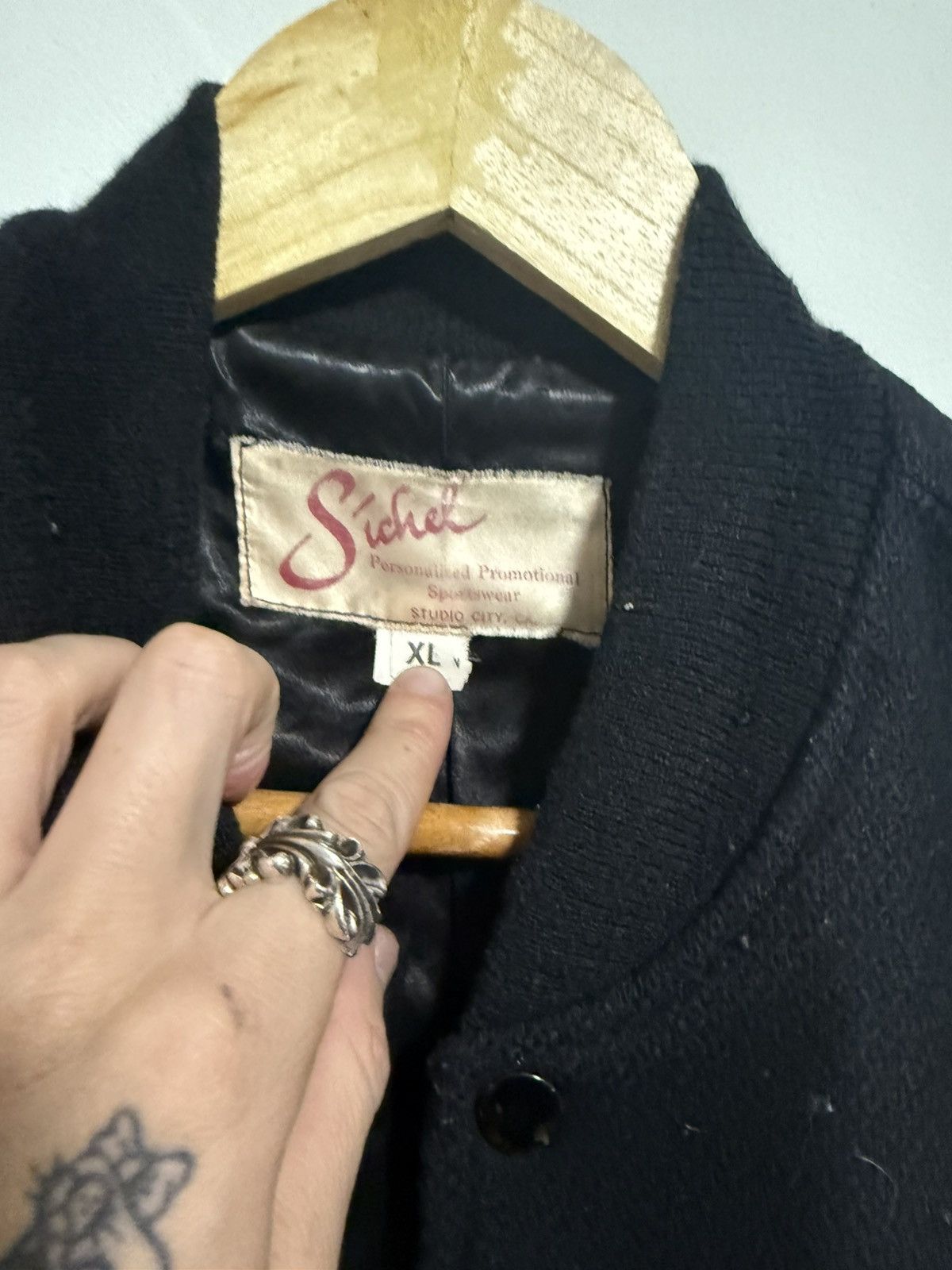 Other 90s Leather Letterman Bomber Jacket XL Los Angeles Vtg Size US XL / EU 56 / 4 - 2 Thumbnail