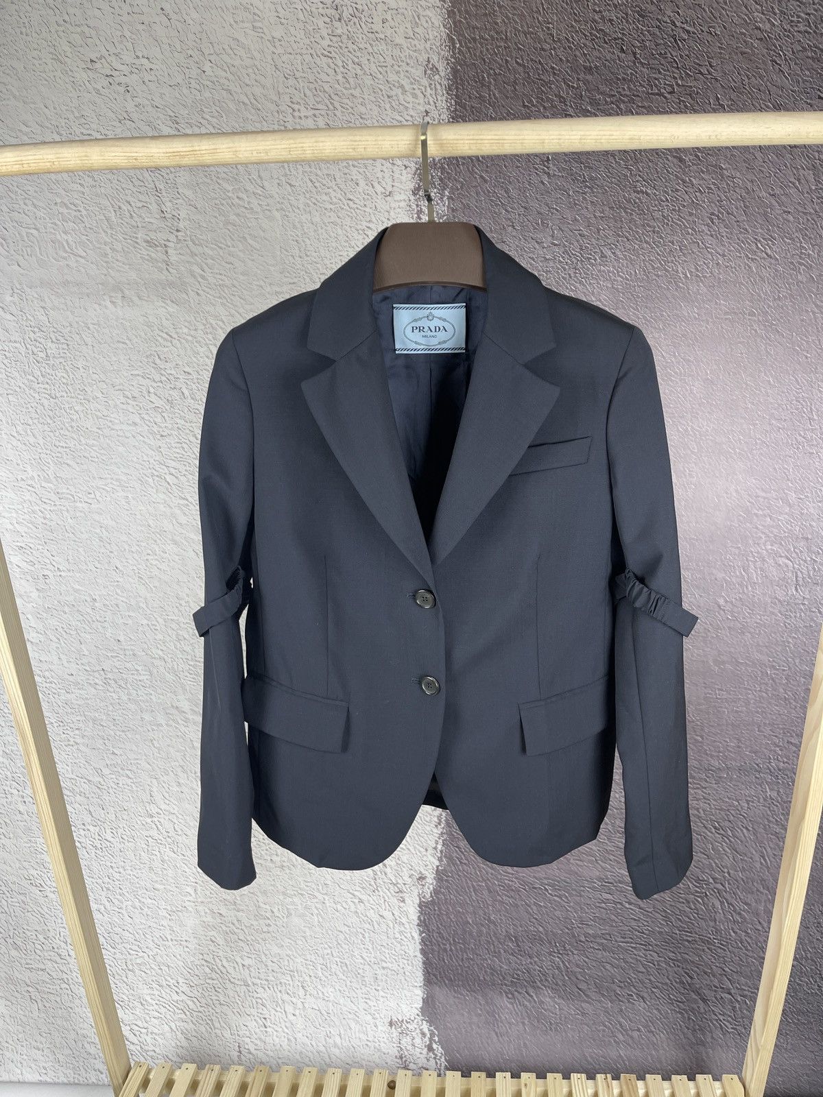 Prada Prada sleeve bondage navy women’s wool blazer 2 buttons Size M / US 6-8 / IT 42-44 - 1 Thumbnail